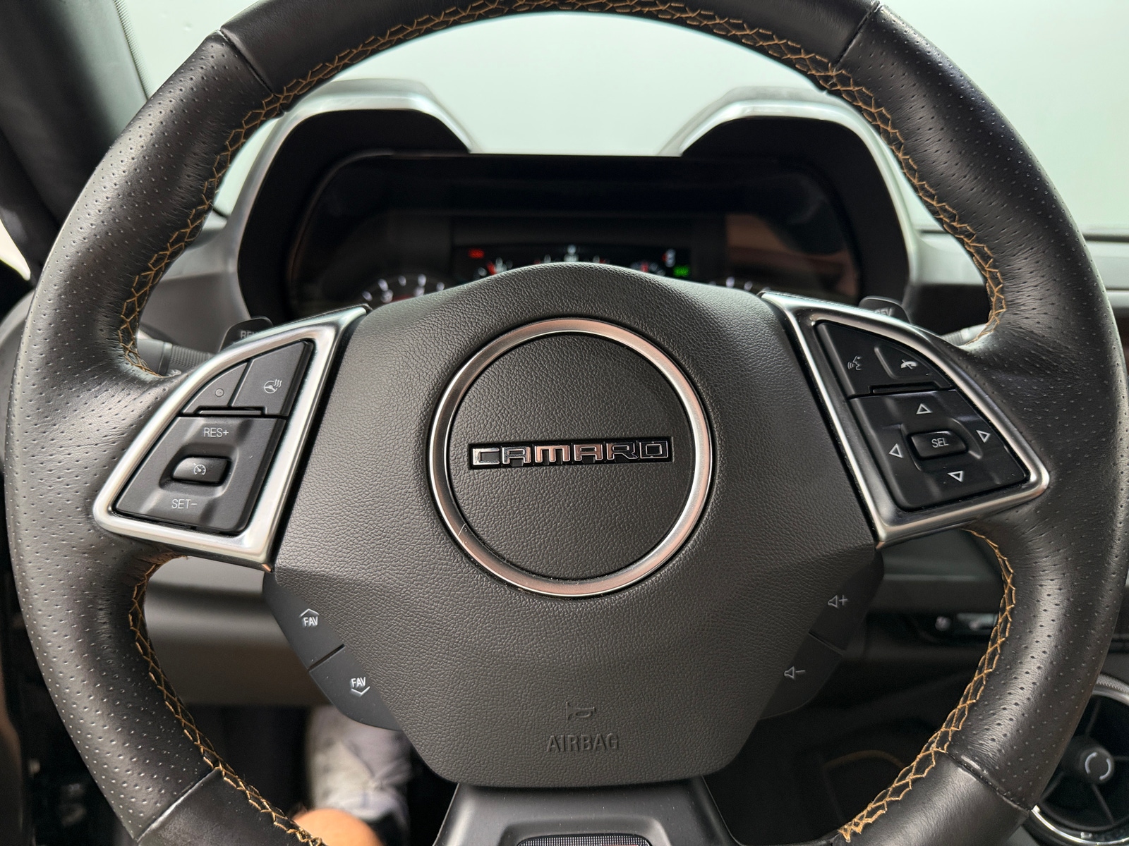 Thumbnail: 2018 Chevrolet Camaro - 4