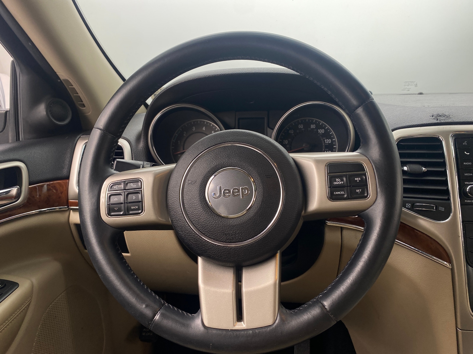 Thumbnail: 2013 Jeep Grand Cherokee - 4