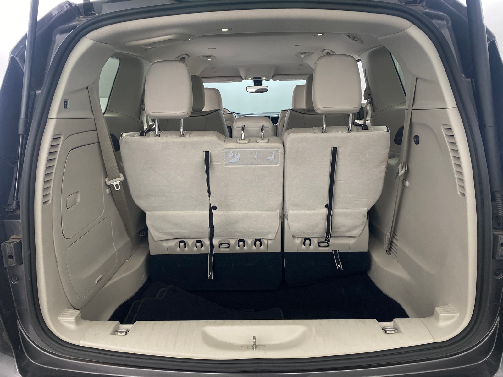 Thumbnail: 2020 Chrysler Pacifica - 6