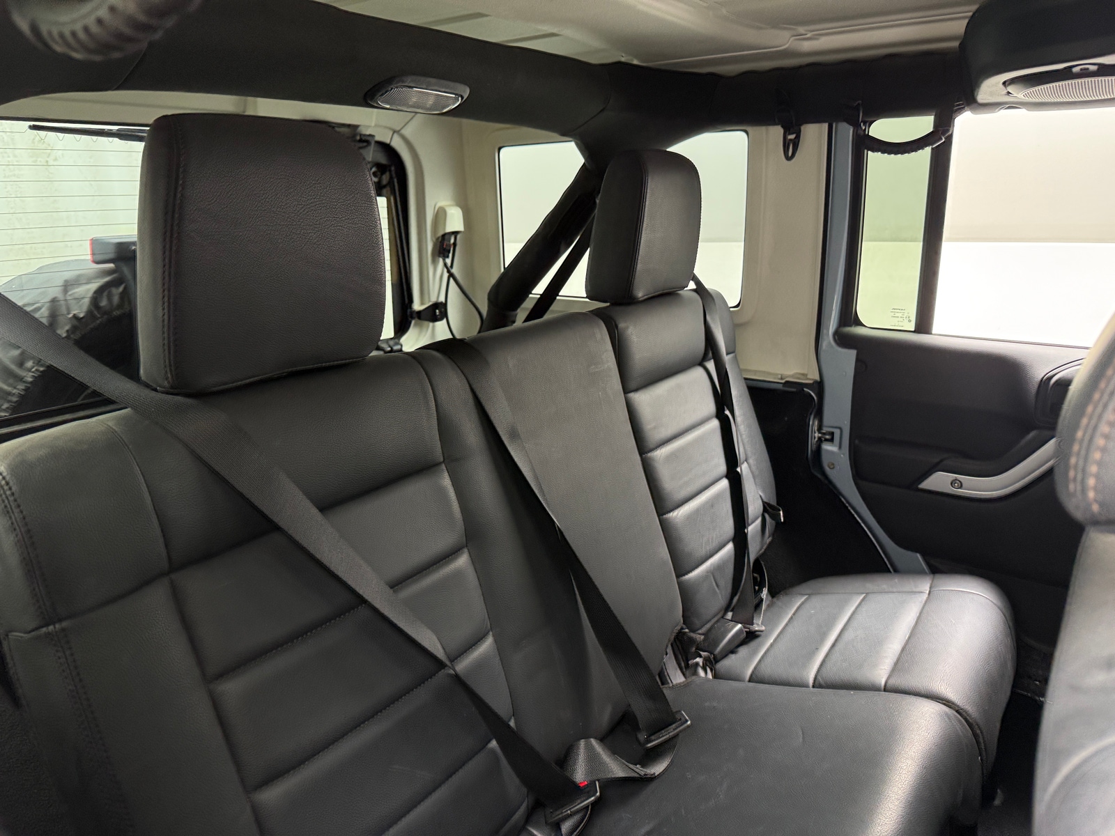 Thumbnail: 2012 Jeep Wrangler - 6