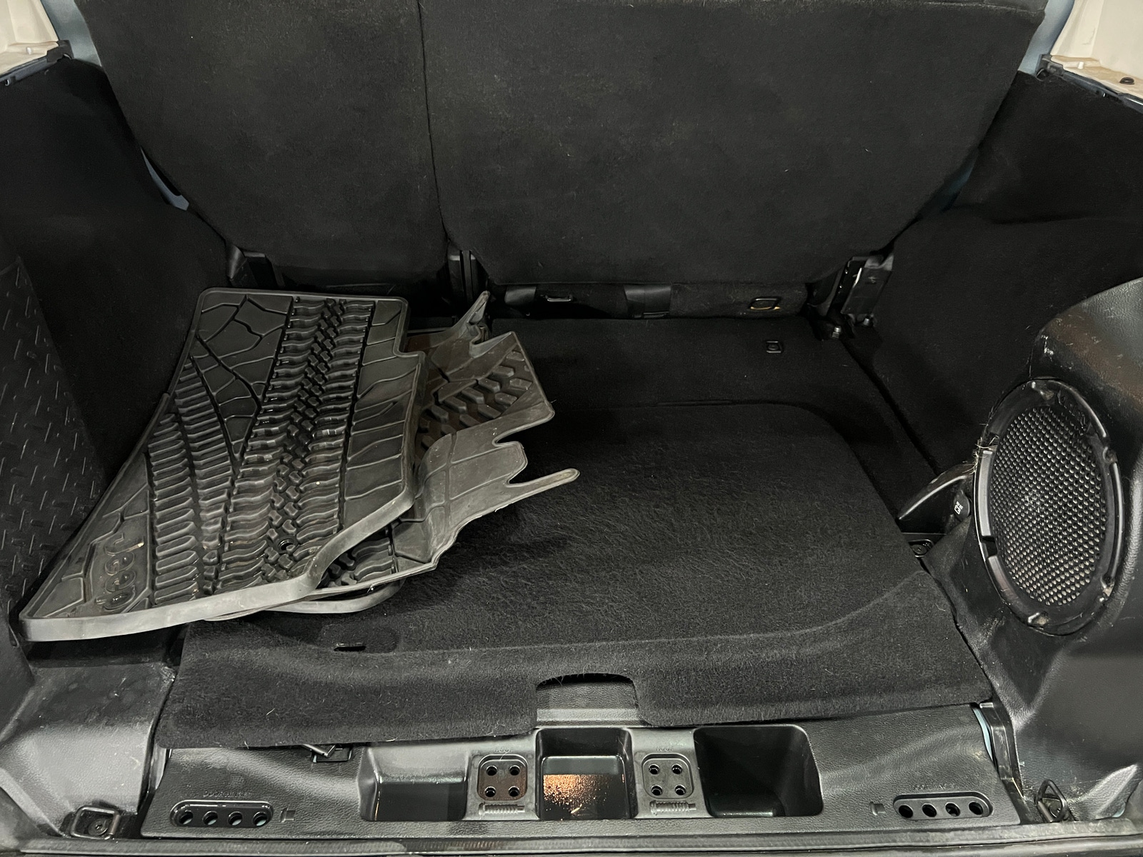 Thumbnail: 2012 Jeep Wrangler - 7