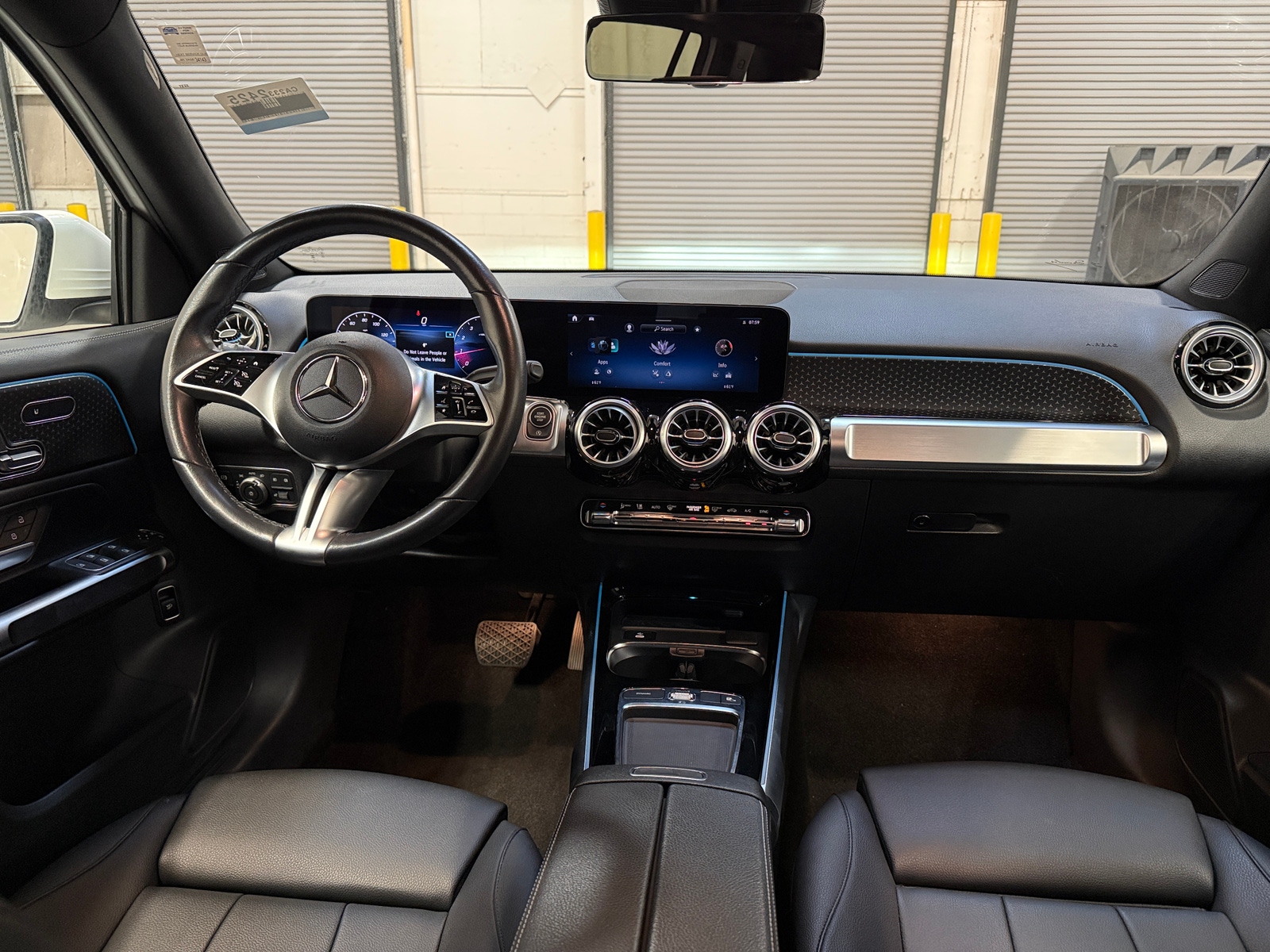 Thumbnail: 2024 Mercedes-Benz GLB - 2