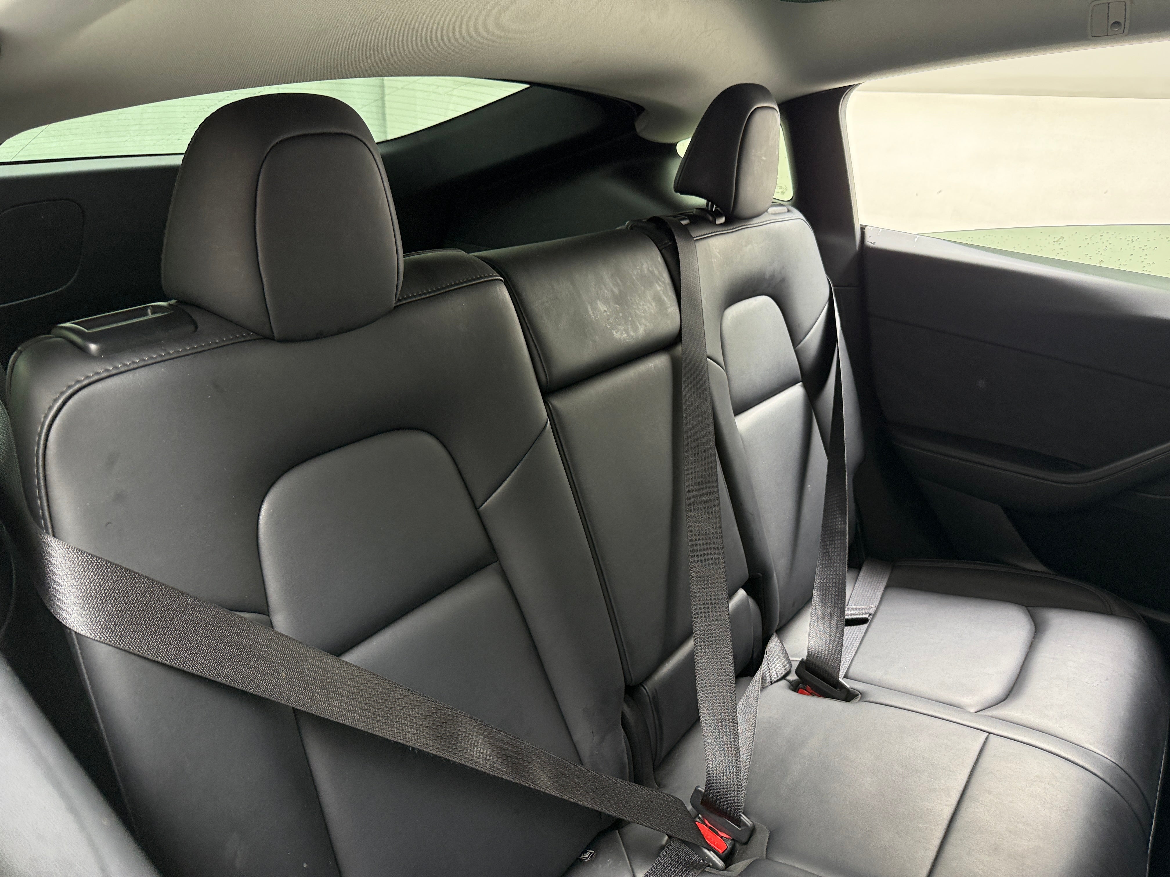 Used 2023 Tesla Model Y Long Range with VIN 7SAYGAEE1PF978644 for sale in Oak Creek, WI