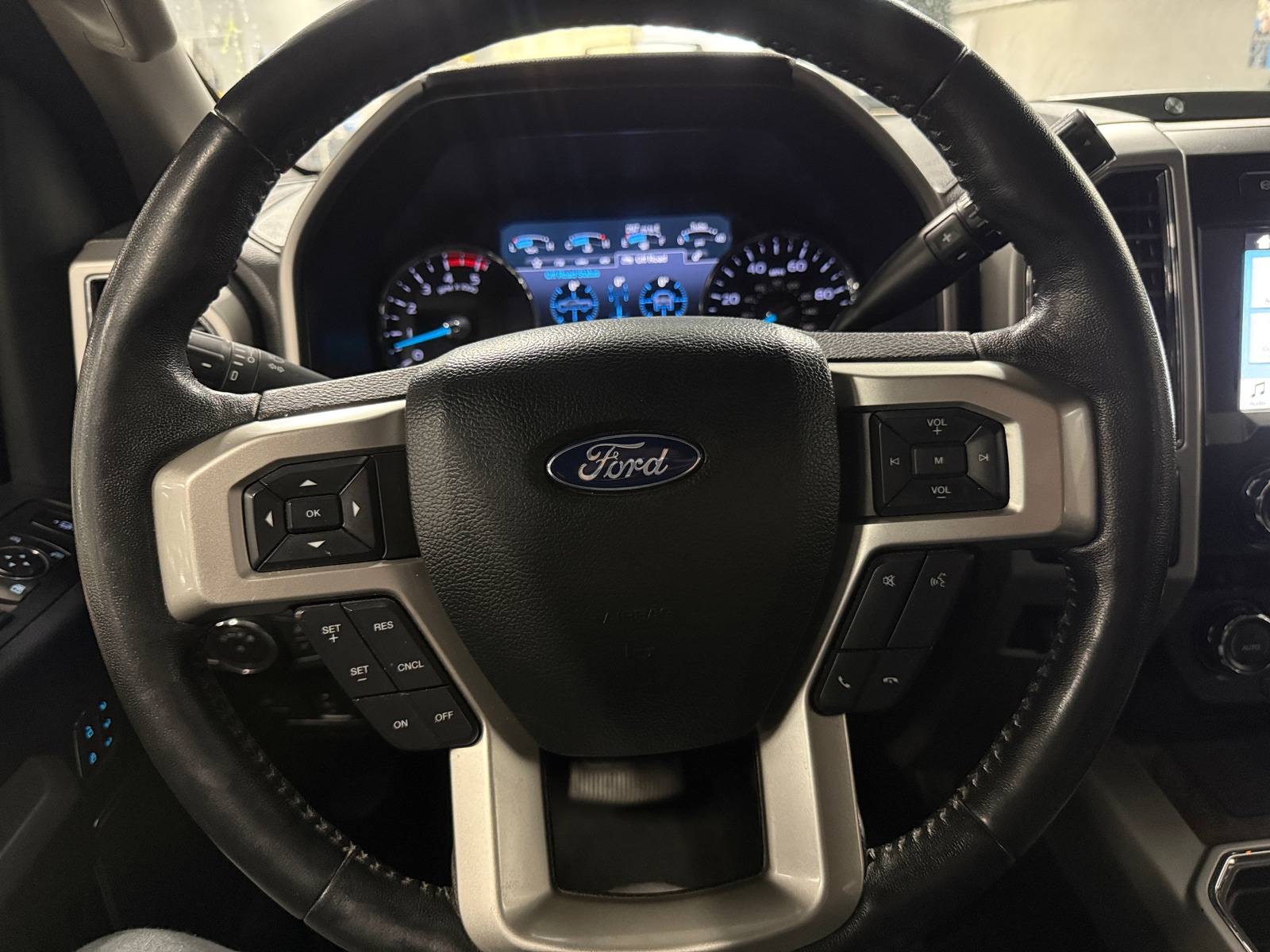 Thumbnail: 2019 Ford Econoline - 4