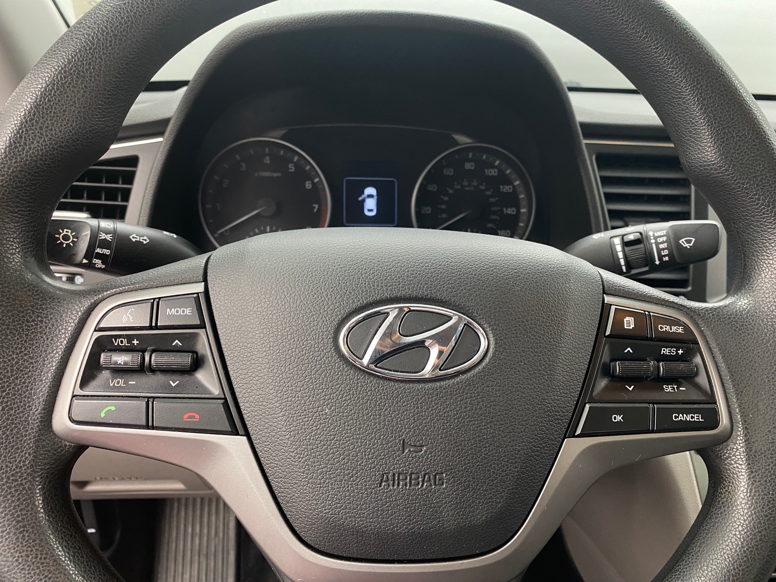 Thumbnail: 2018 Hyundai Elantra - 5