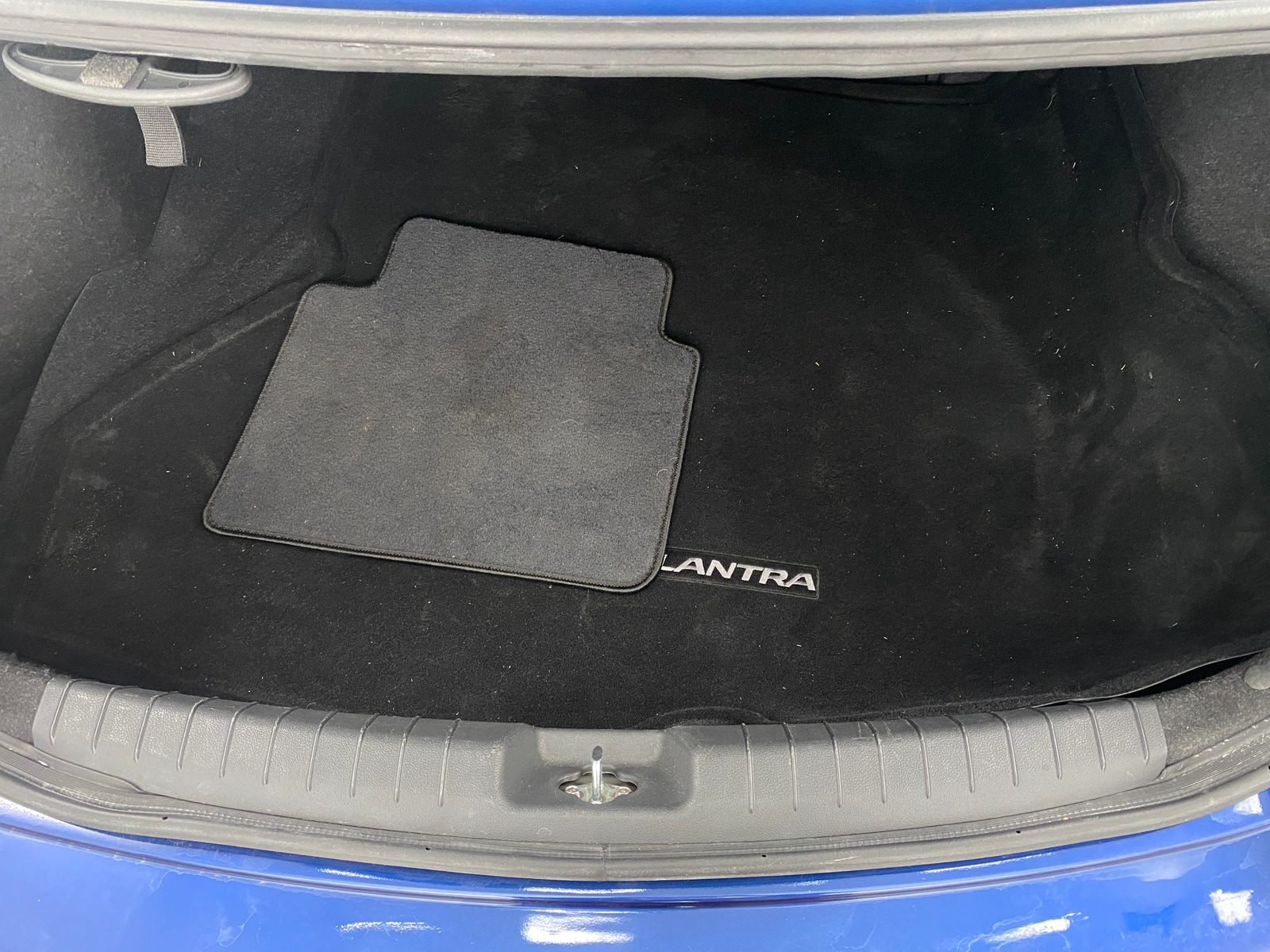 Thumbnail: 2018 Hyundai Elantra - 7