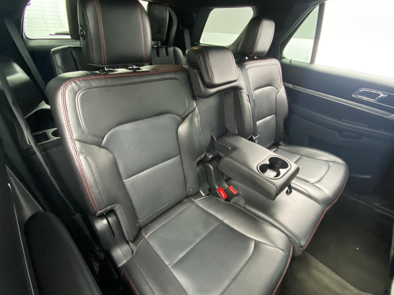 Thumbnail: 2018 Ford Explorer - 5