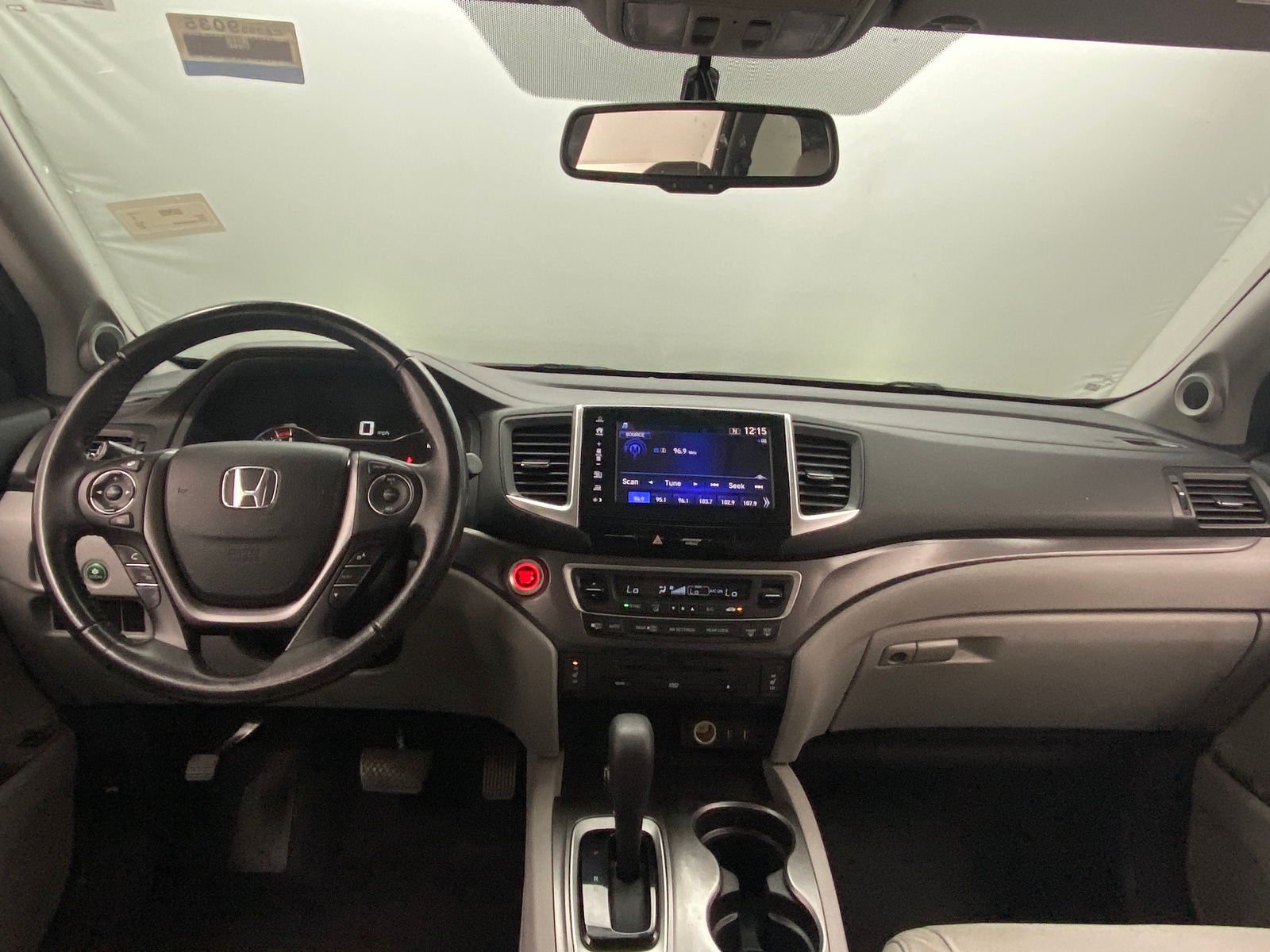 Thumbnail: 2017 Honda Pilot - 2