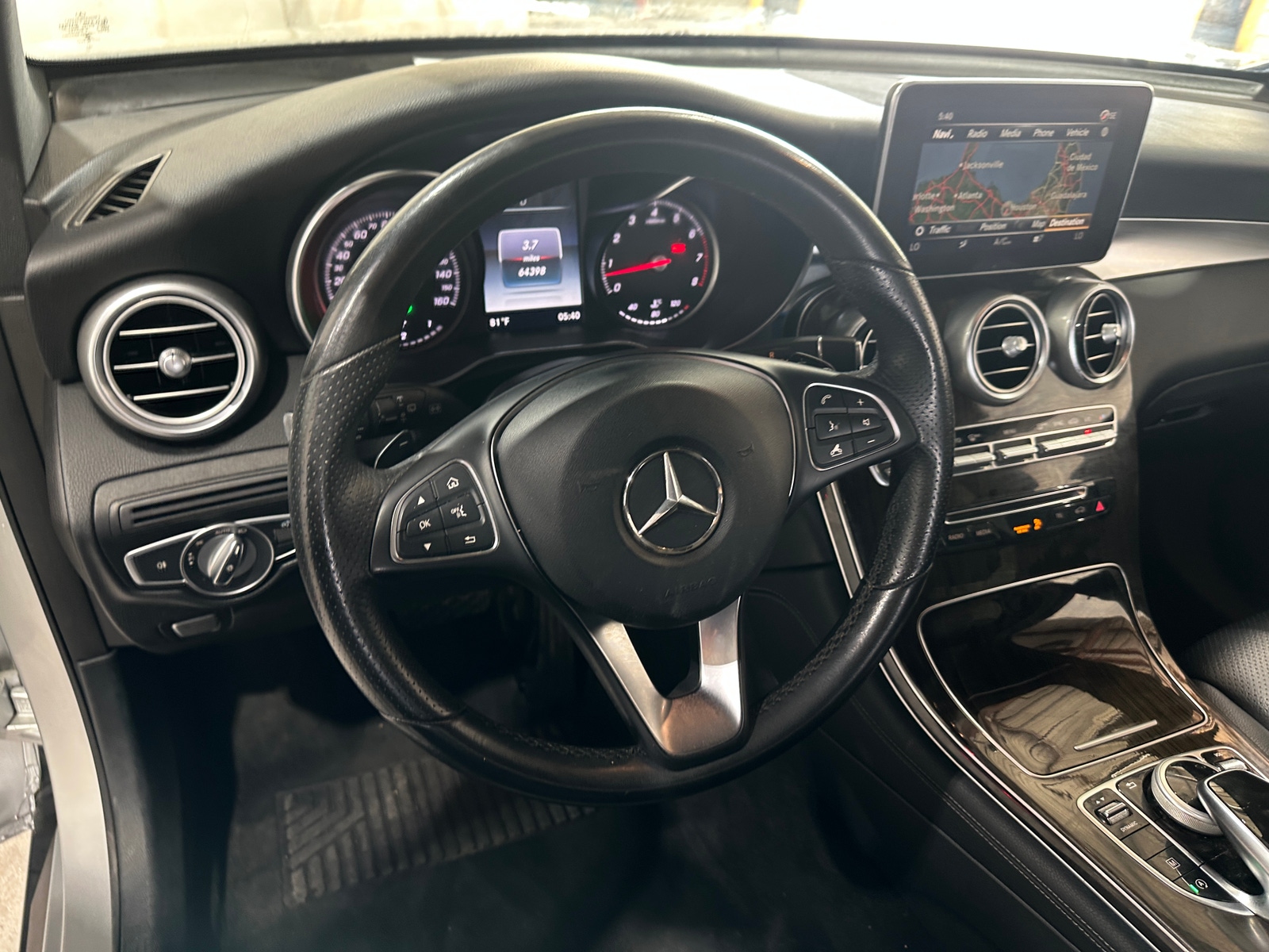 Thumbnail: 2017 Mercedes-Benz GLC - 3