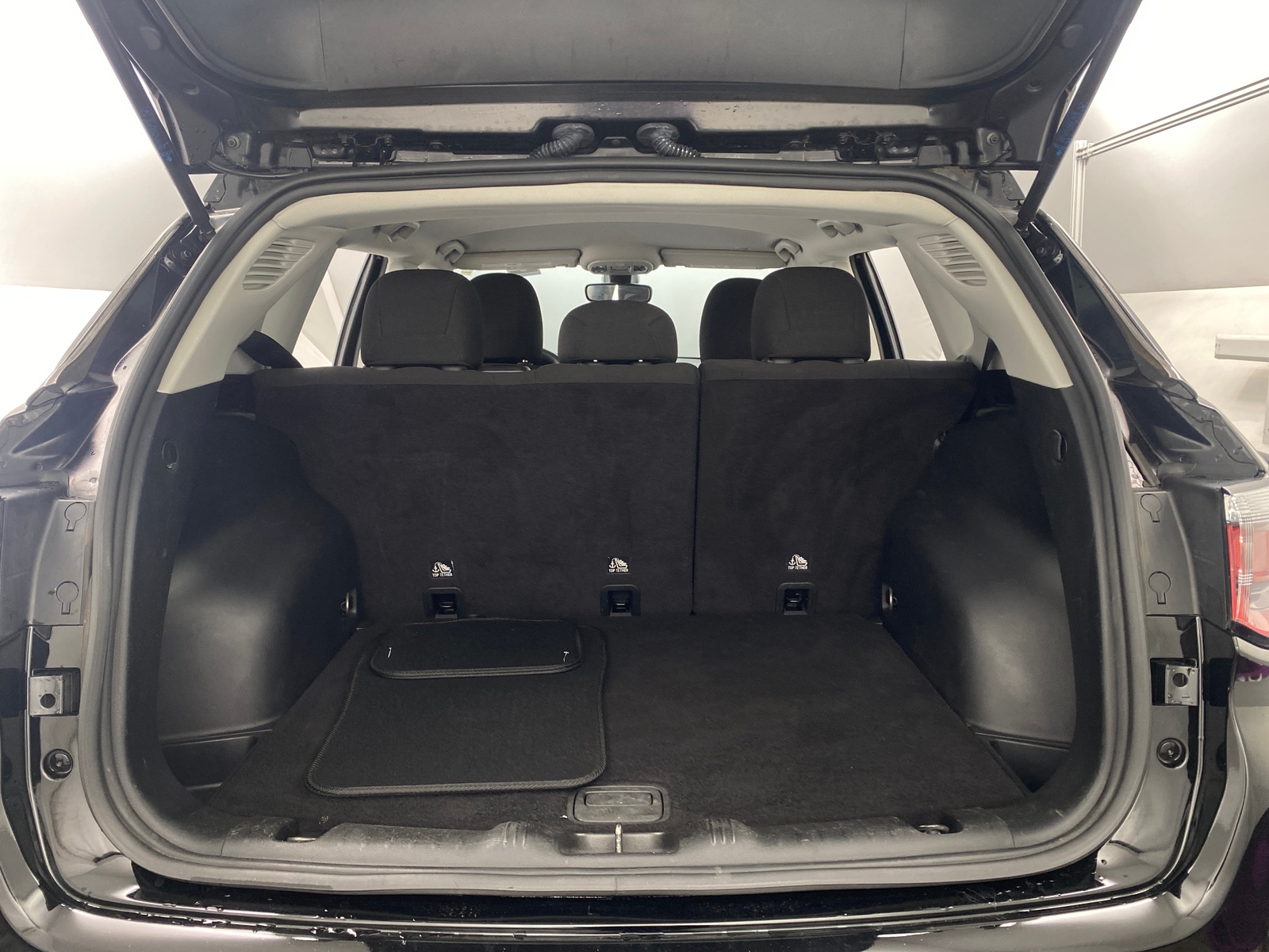 Thumbnail: 2020 Jeep Compass - 6
