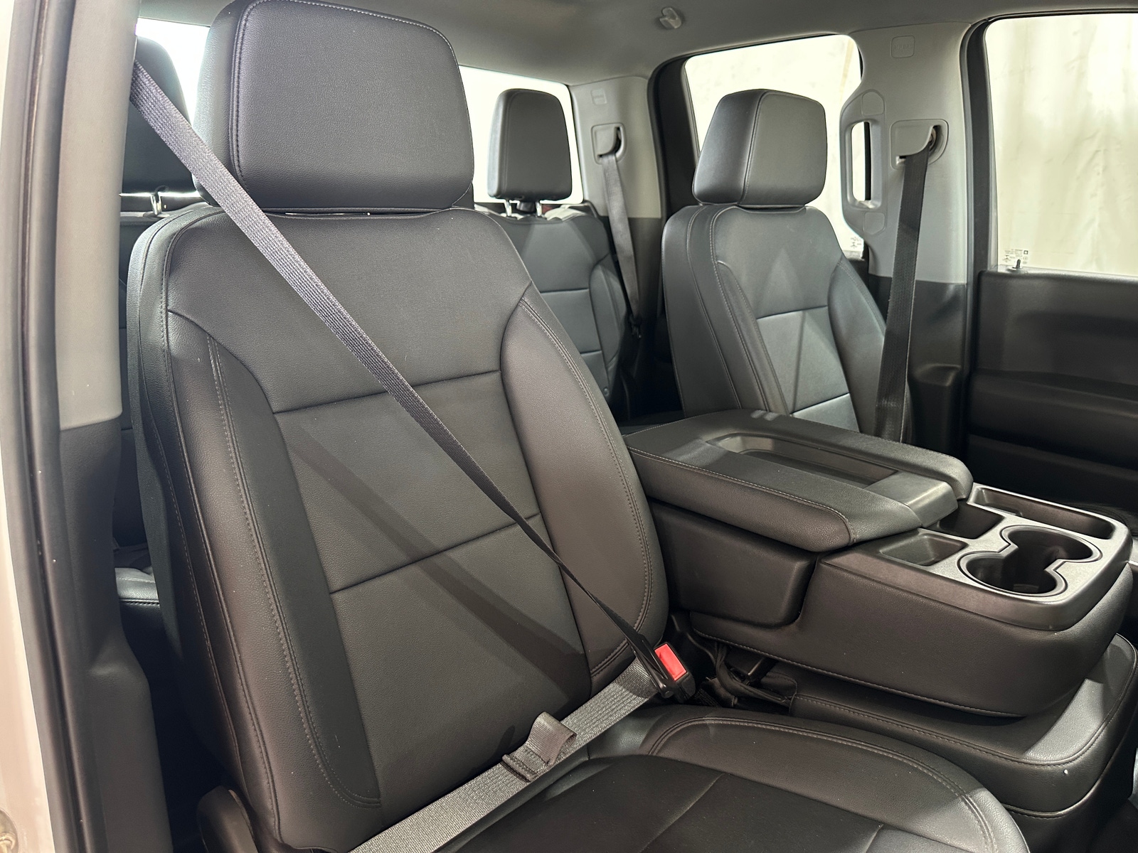 Thumbnail: 2021 Chevrolet Silverado 1500 - 2