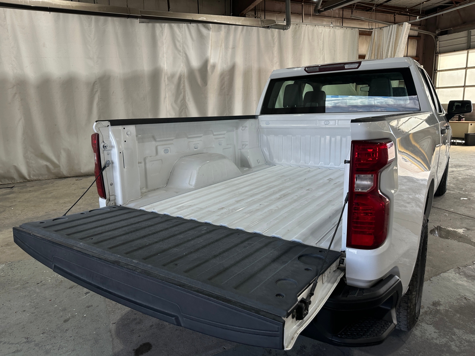 Thumbnail: 2021 Chevrolet Silverado 1500 - 7