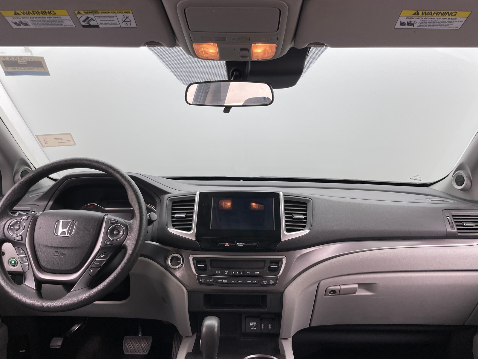 Thumbnail: 2016 Honda Pilot - 3
