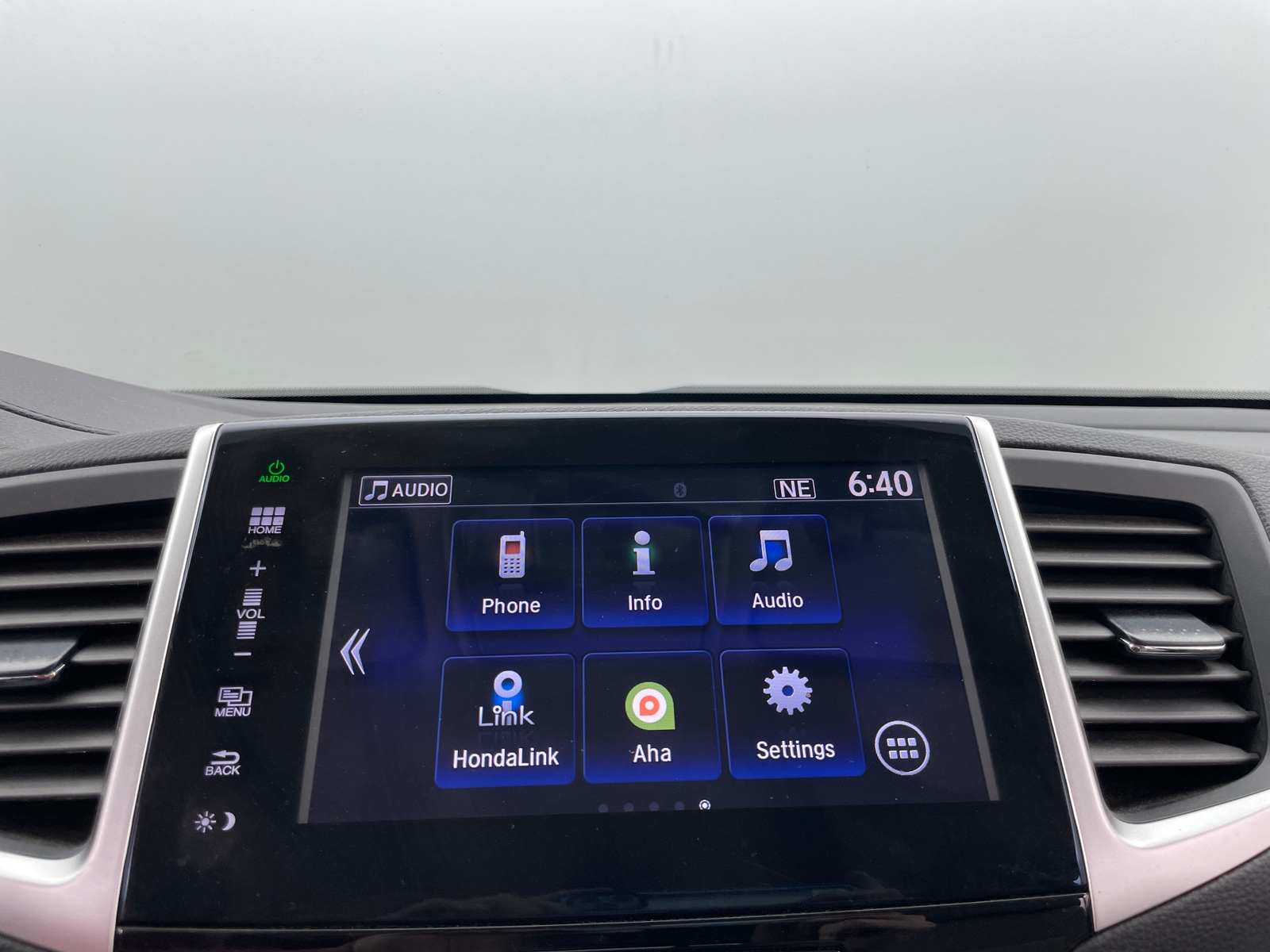 Thumbnail: 2016 Honda Pilot - 4