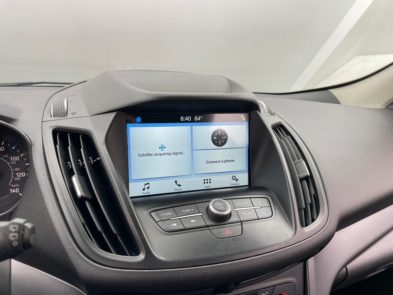 Thumbnail: 2019 Ford Escape - 4