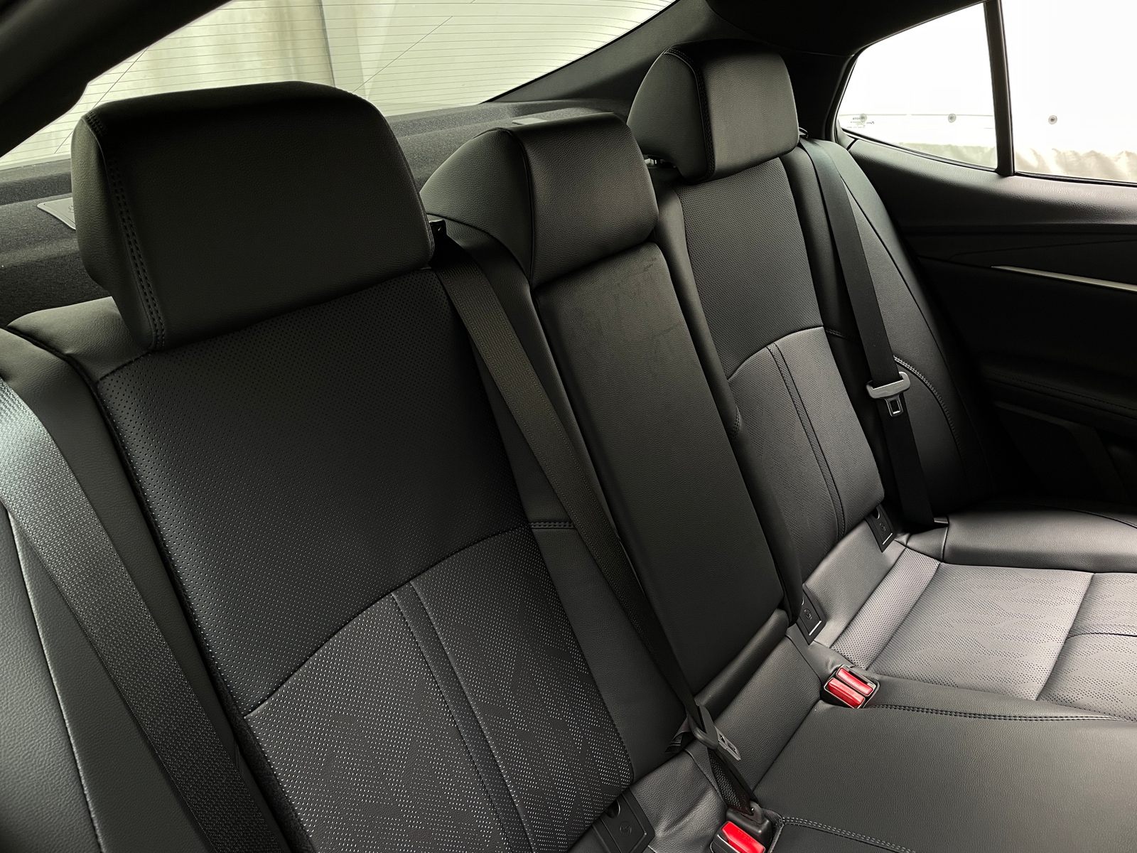 Thumbnail: 2025 Toyota Camry - 5