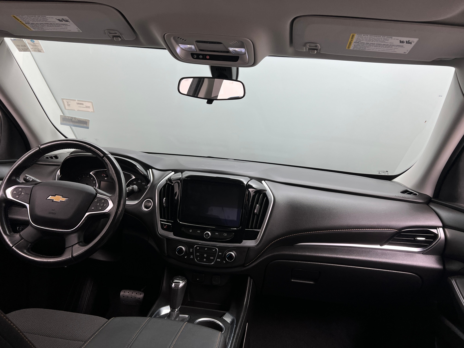 Thumbnail: 2019 Chevrolet Traverse - 3