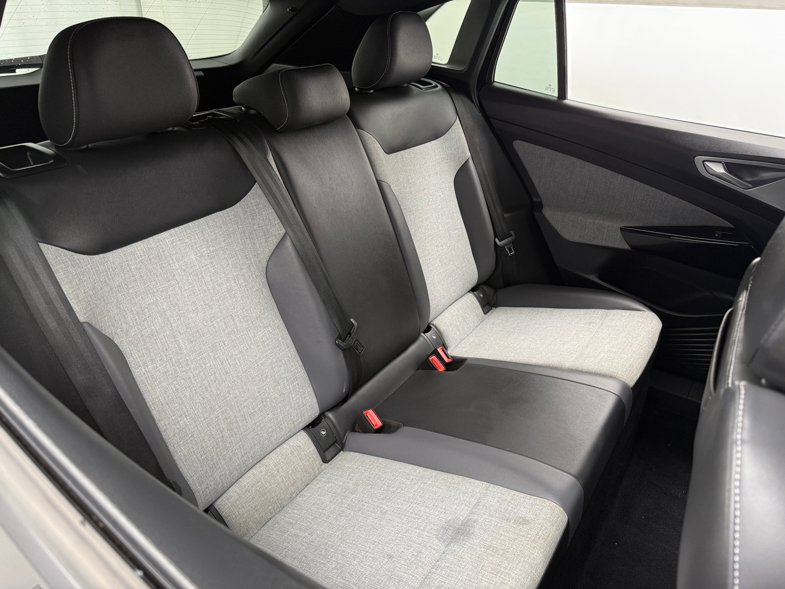 Thumbnail: 2023 Volkswagen ID.4 - 6