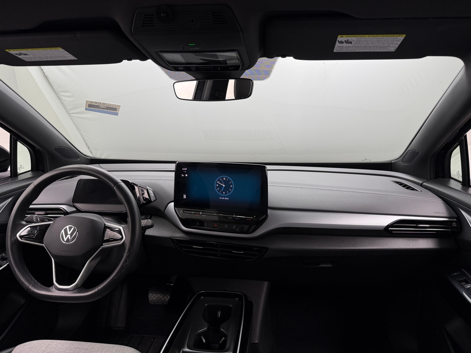 Thumbnail: 2023 Volkswagen ID.4 - 3