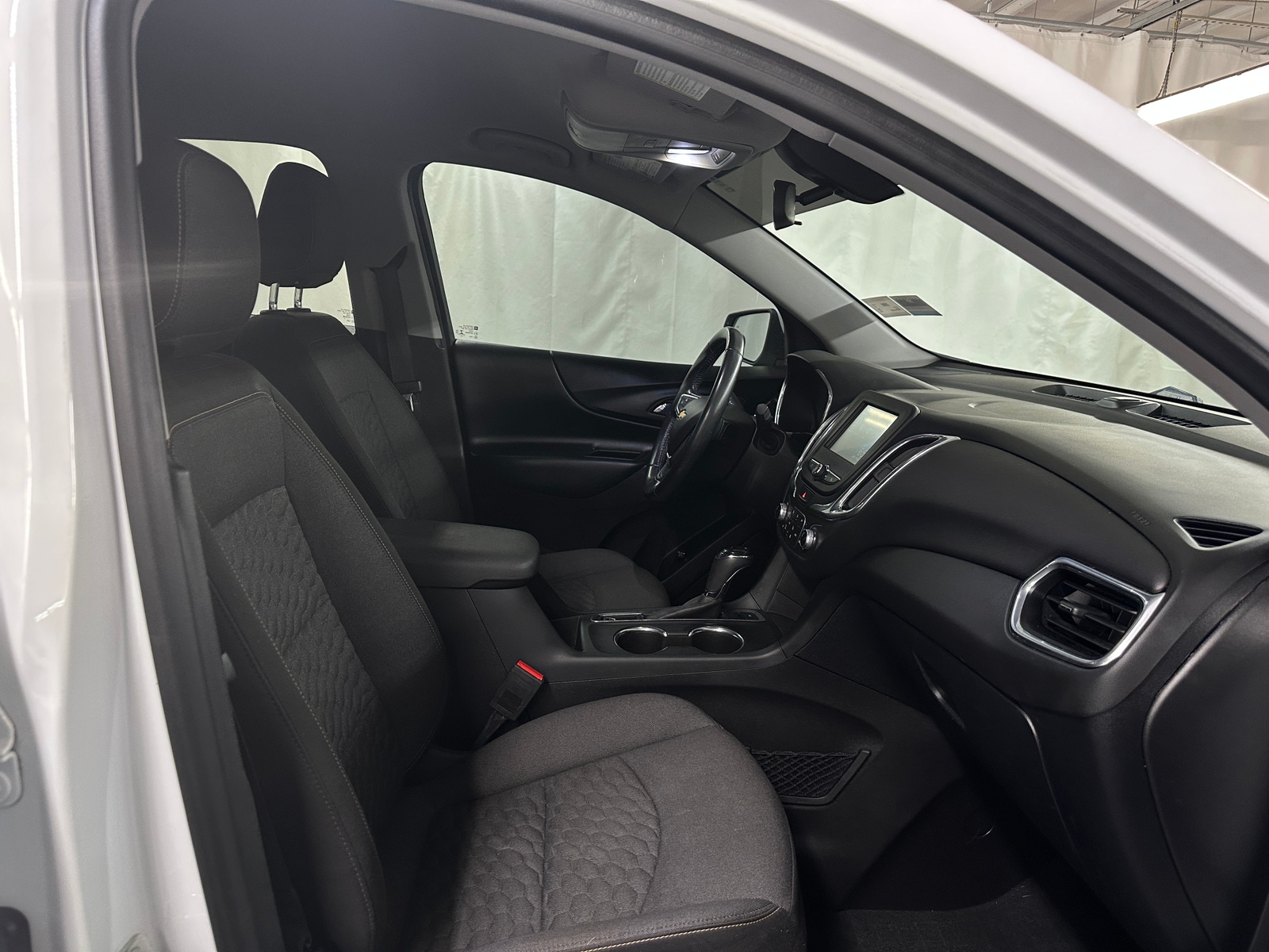 Thumbnail: 2018 Chevrolet Equinox - 2