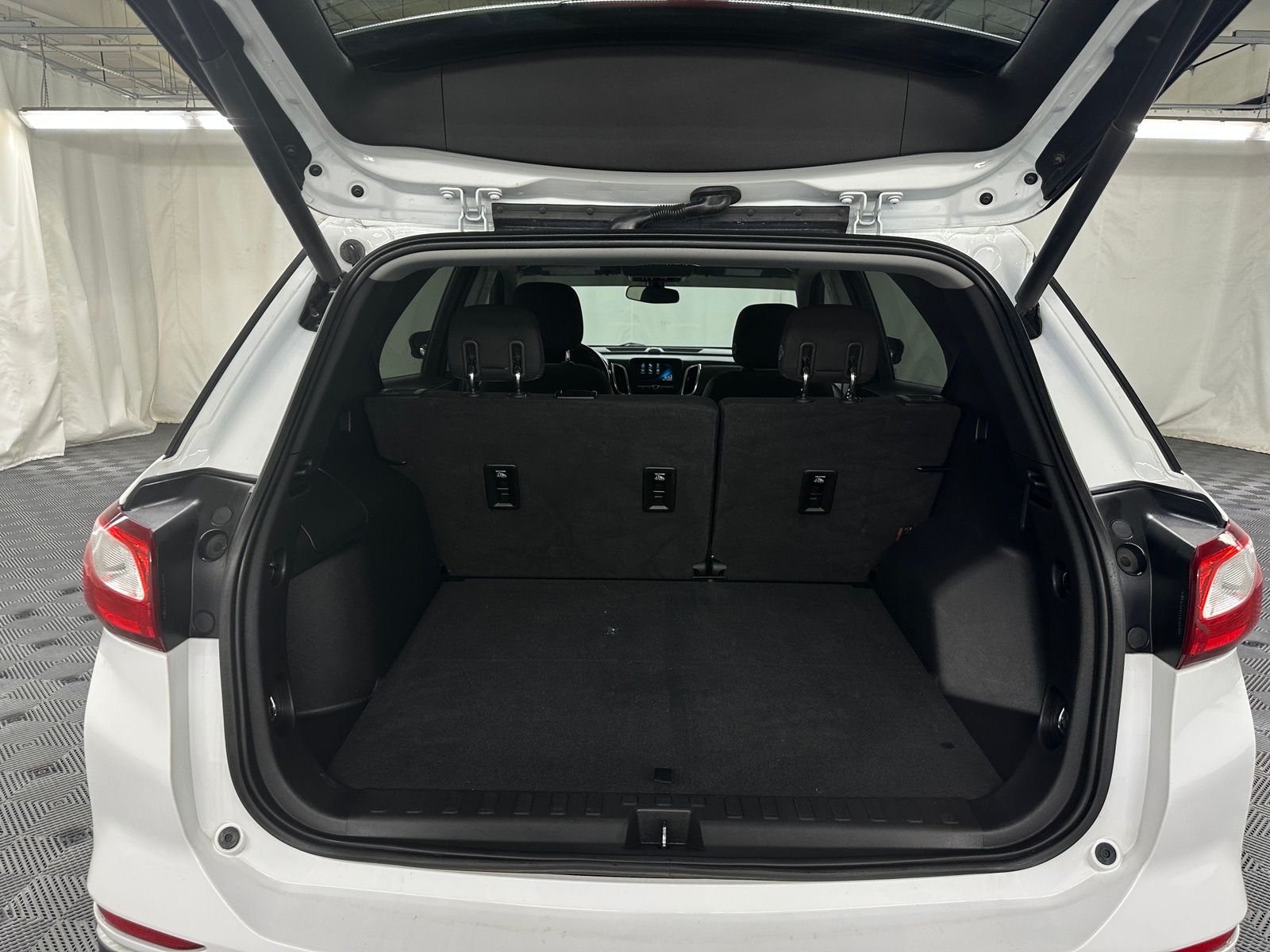 Thumbnail: 2018 Chevrolet Equinox - 7