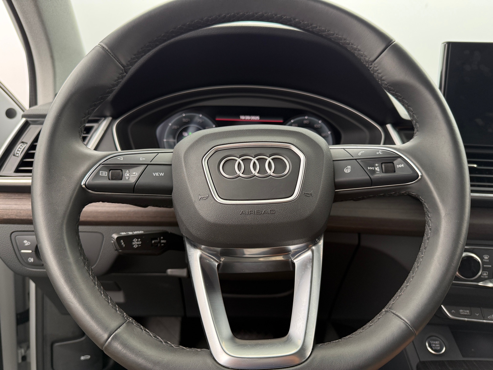 Thumbnail: 2024 Audi Q5 - 4