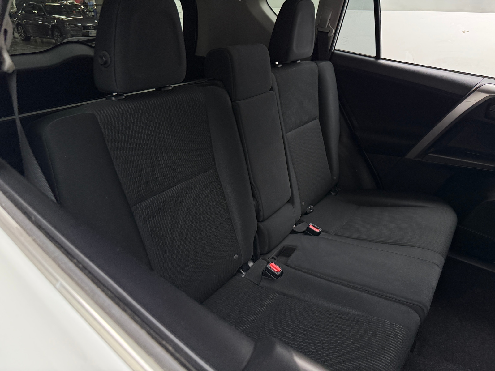 Thumbnail: 2018 Toyota RAV4 - 6