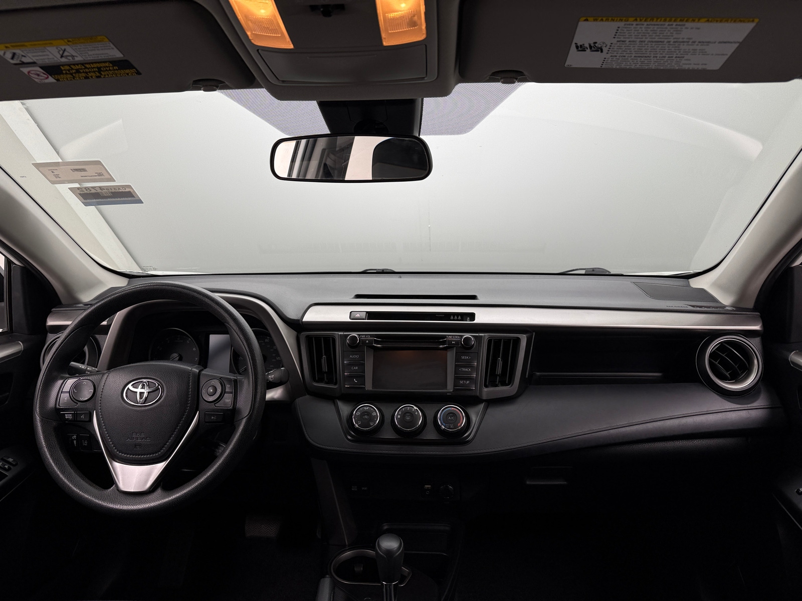 Thumbnail: 2018 Toyota RAV4 - 3