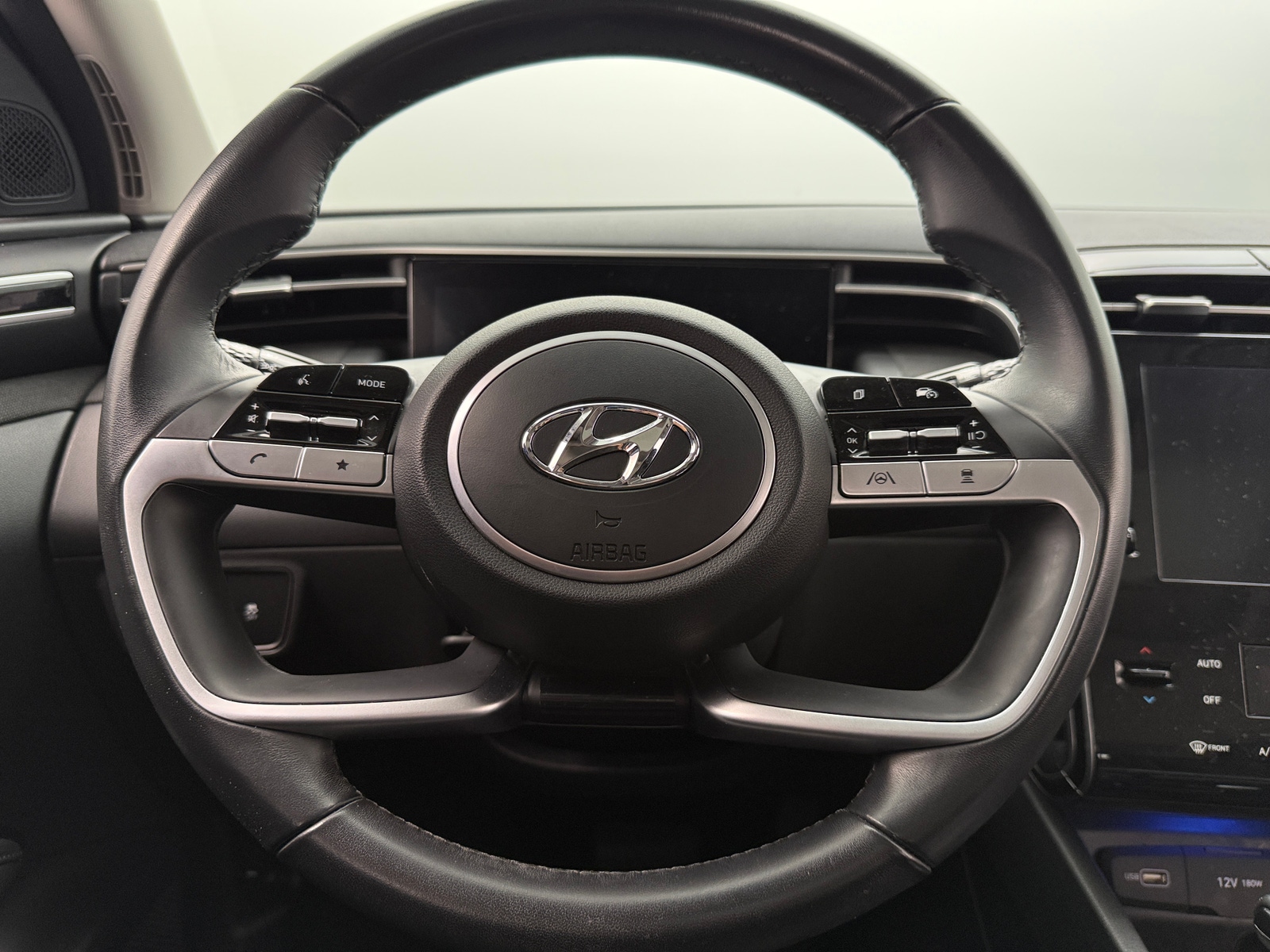 Thumbnail: 2022 Hyundai Tucson - 5