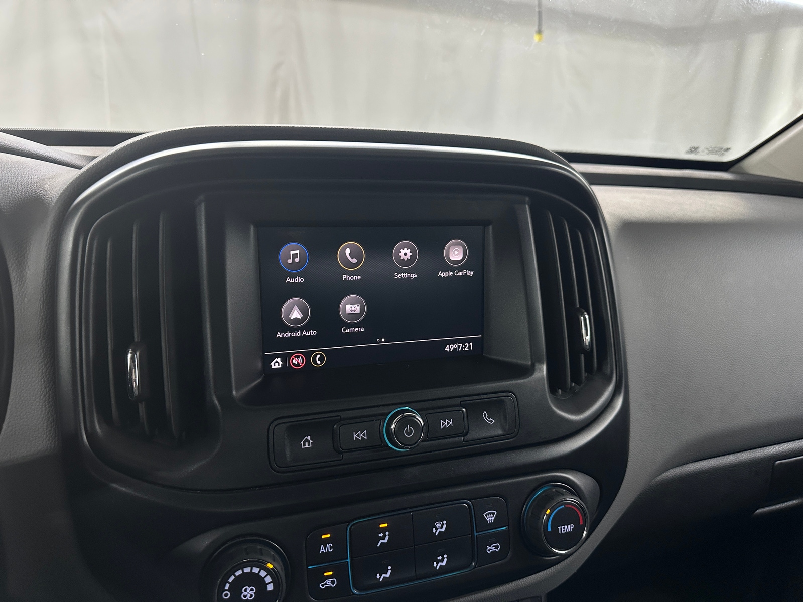 Thumbnail: 2021 Chevrolet Colorado - 4