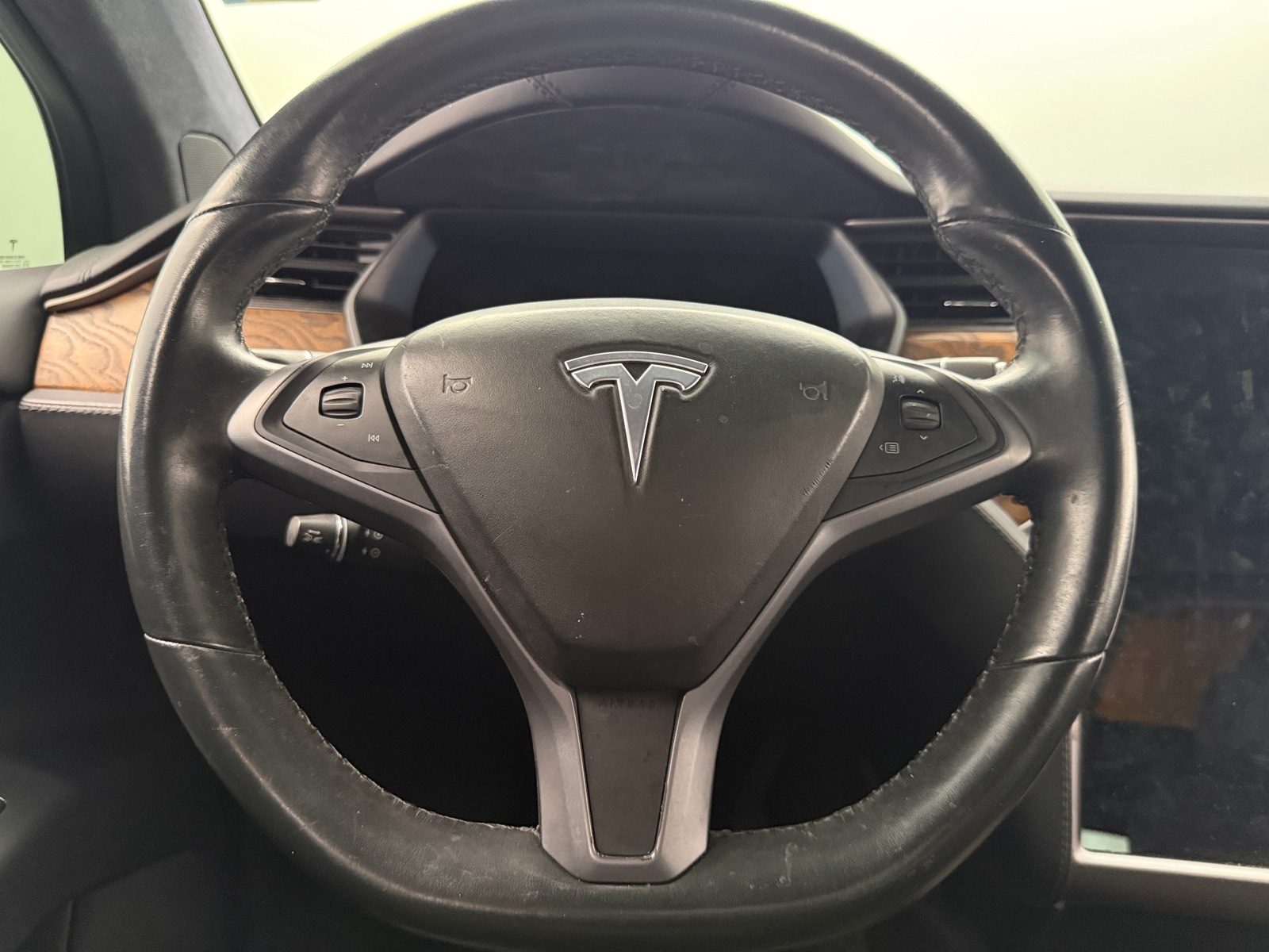 Thumbnail: 2020 Tesla Model X - 4