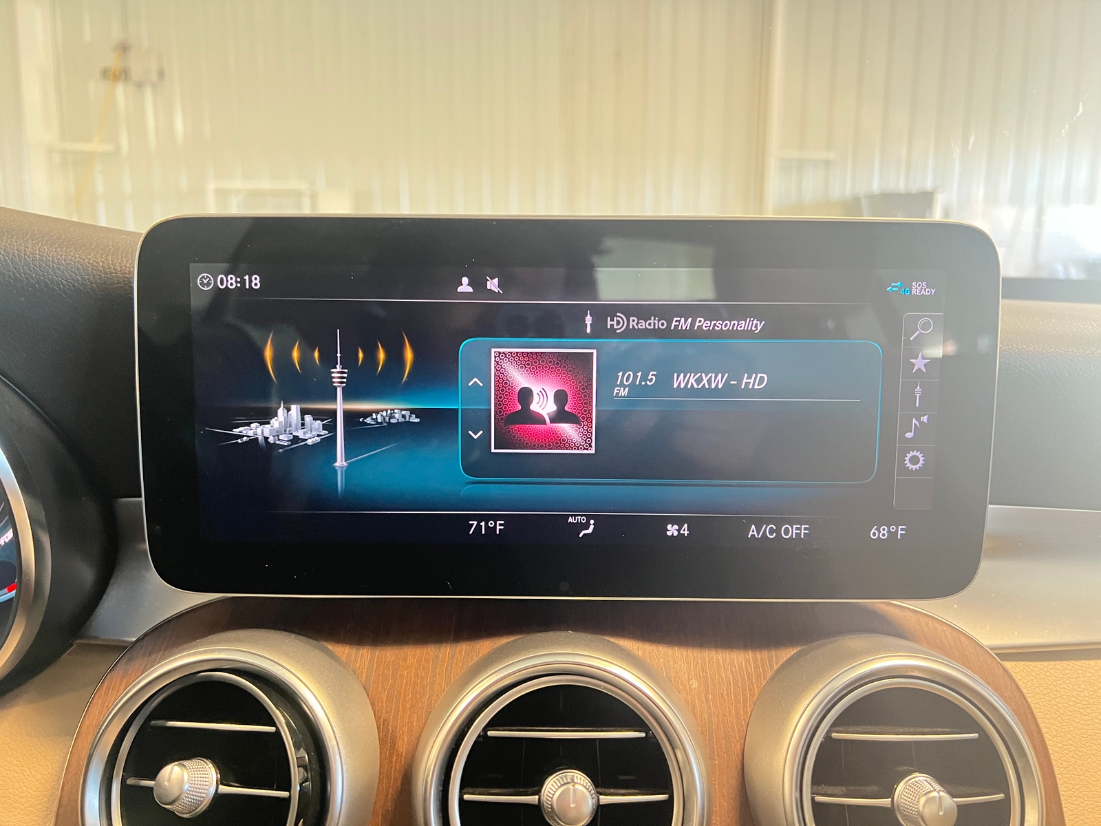 Thumbnail: 2021 Mercedes-Benz C-Class - 3