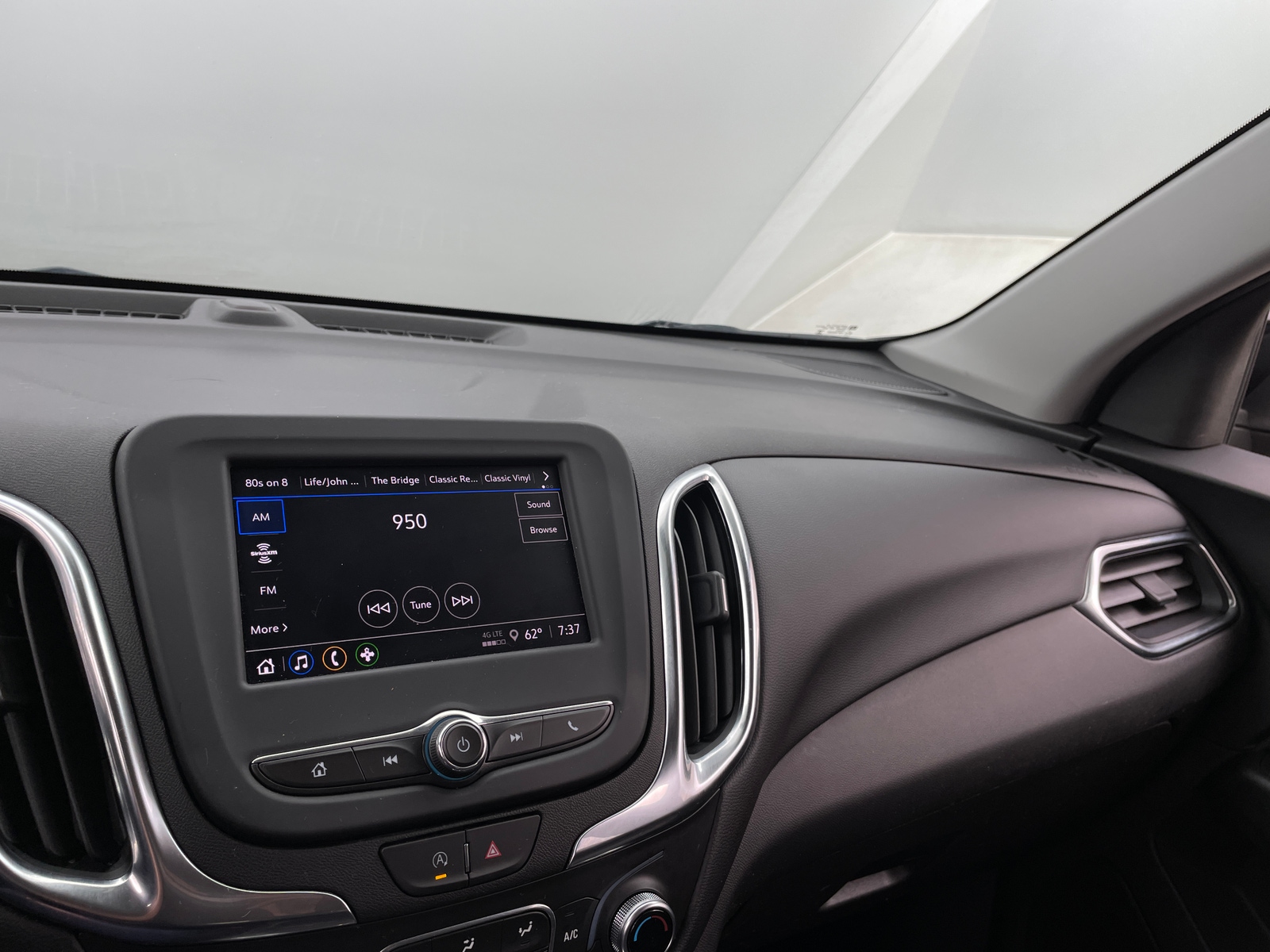 Thumbnail: 2023 Chevrolet Equinox - 4
