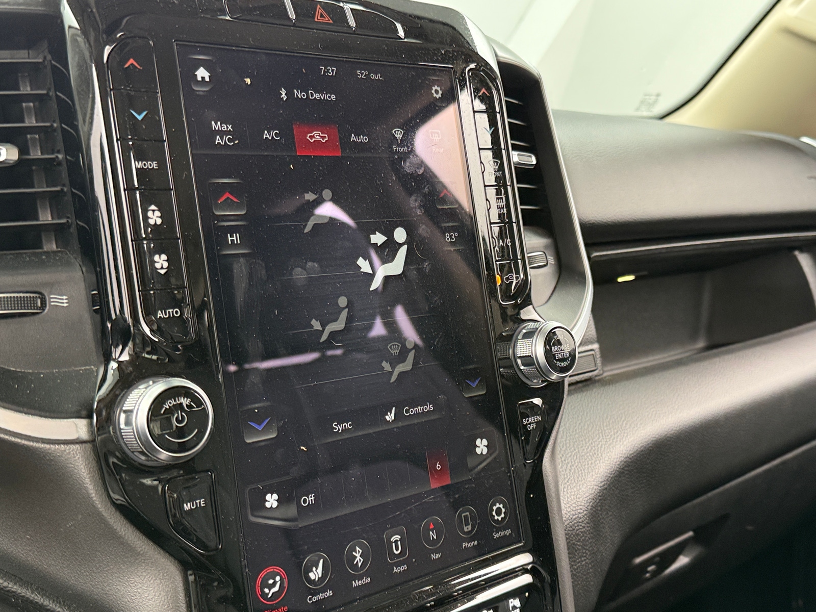 Thumbnail: 2020 RAM 1500 - 4