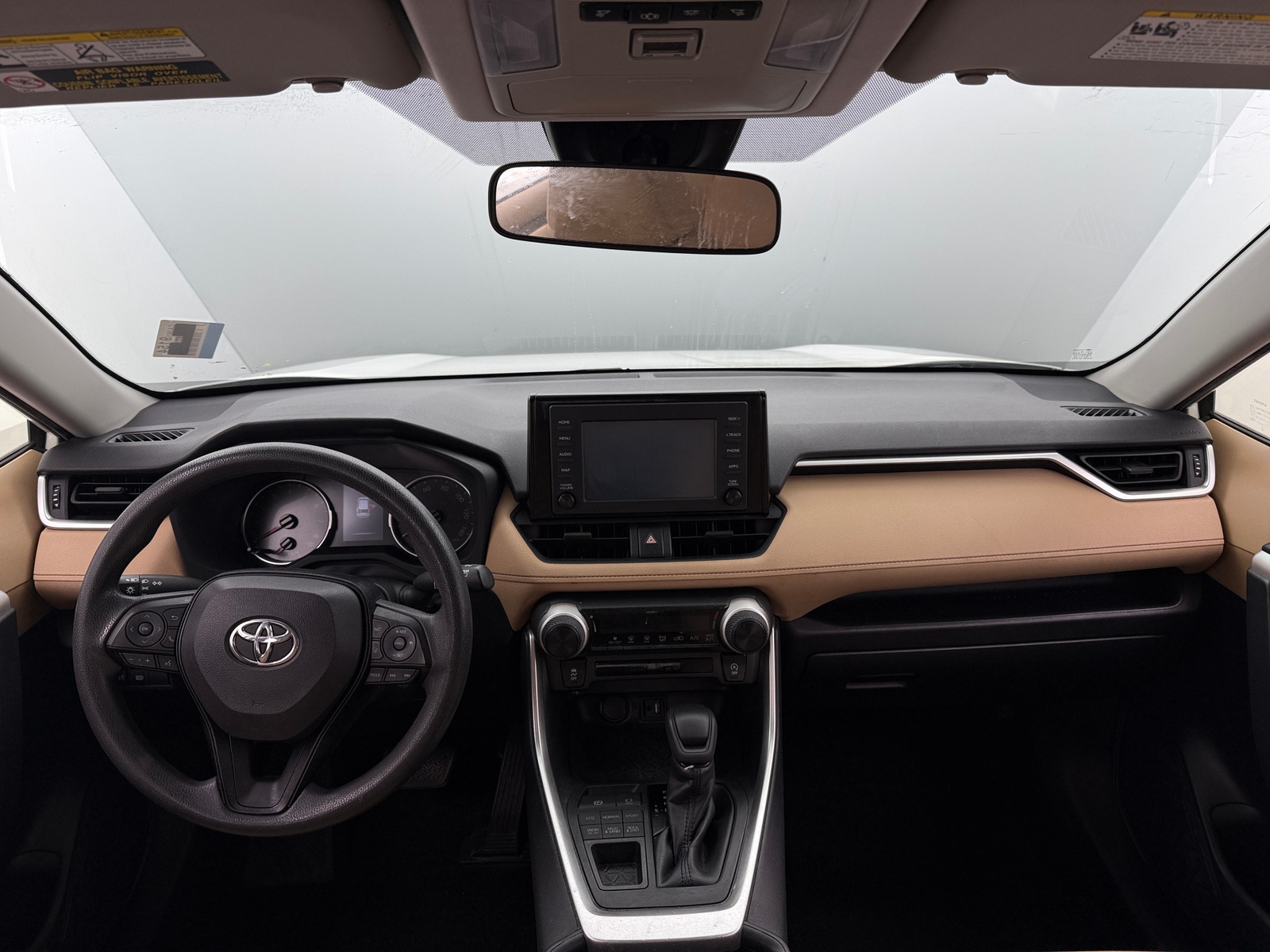 Thumbnail: 2019 Toyota RAV4 - 3