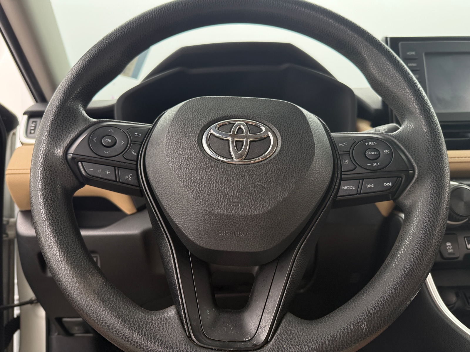 Thumbnail: 2019 Toyota RAV4 - 5