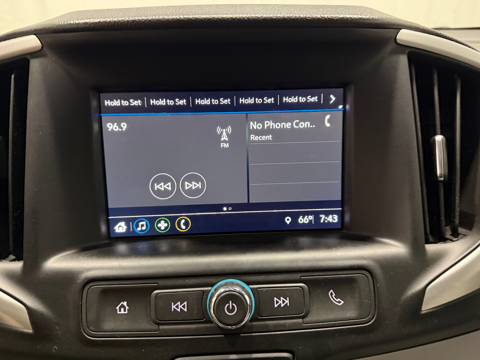 Thumbnail: 2018 GMC Terrain - 4