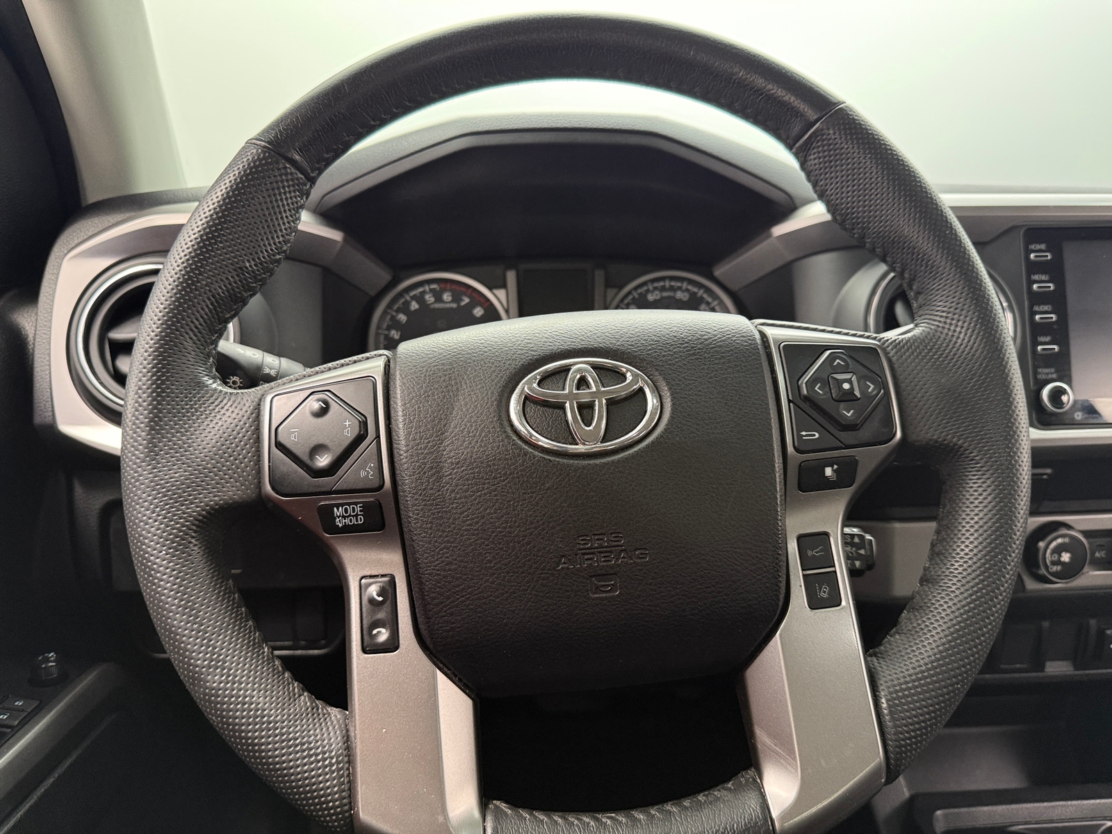 Thumbnail: 2022 Toyota Tacoma - 5