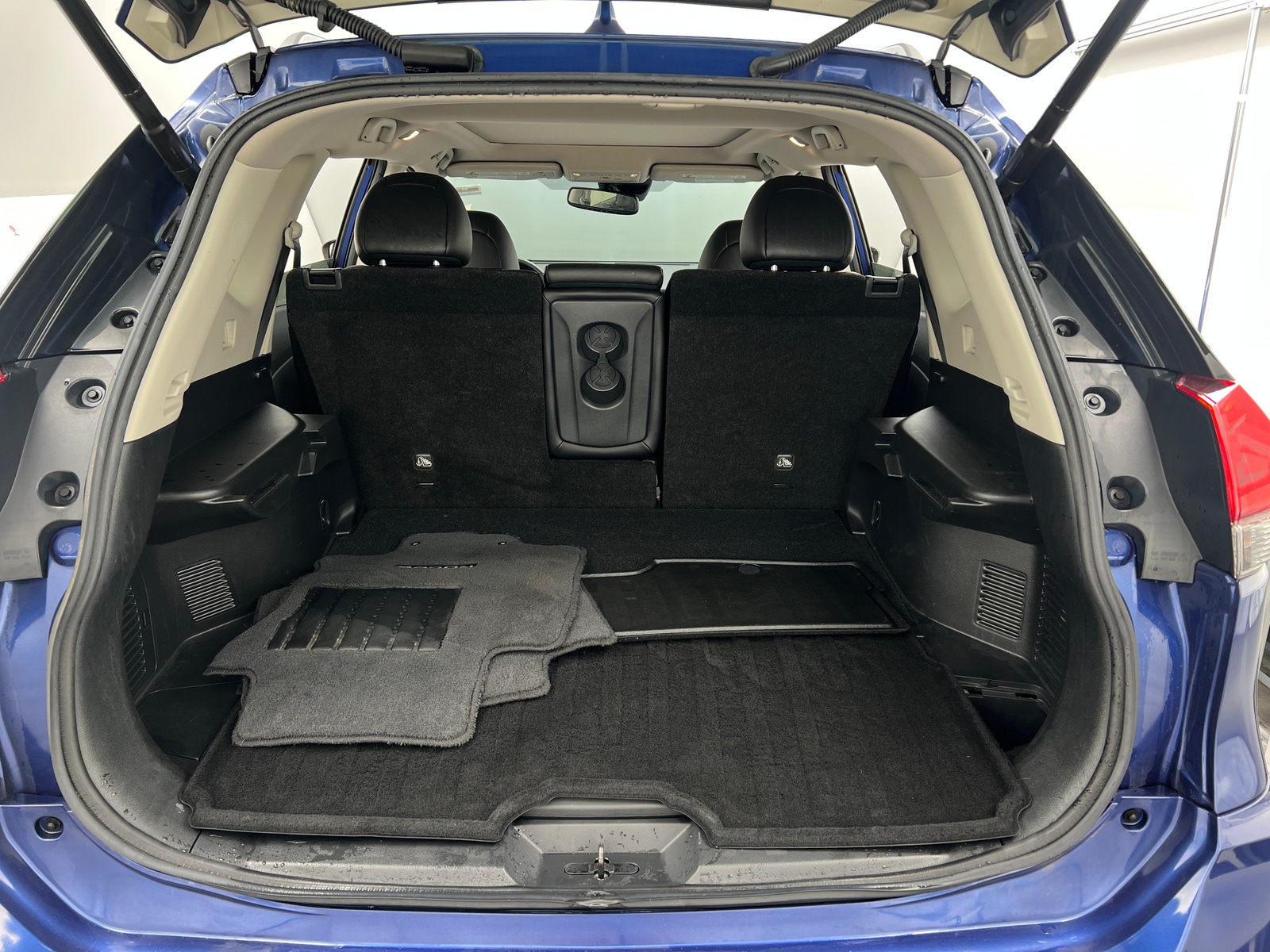 Thumbnail: 2019 Nissan Rogue - 6