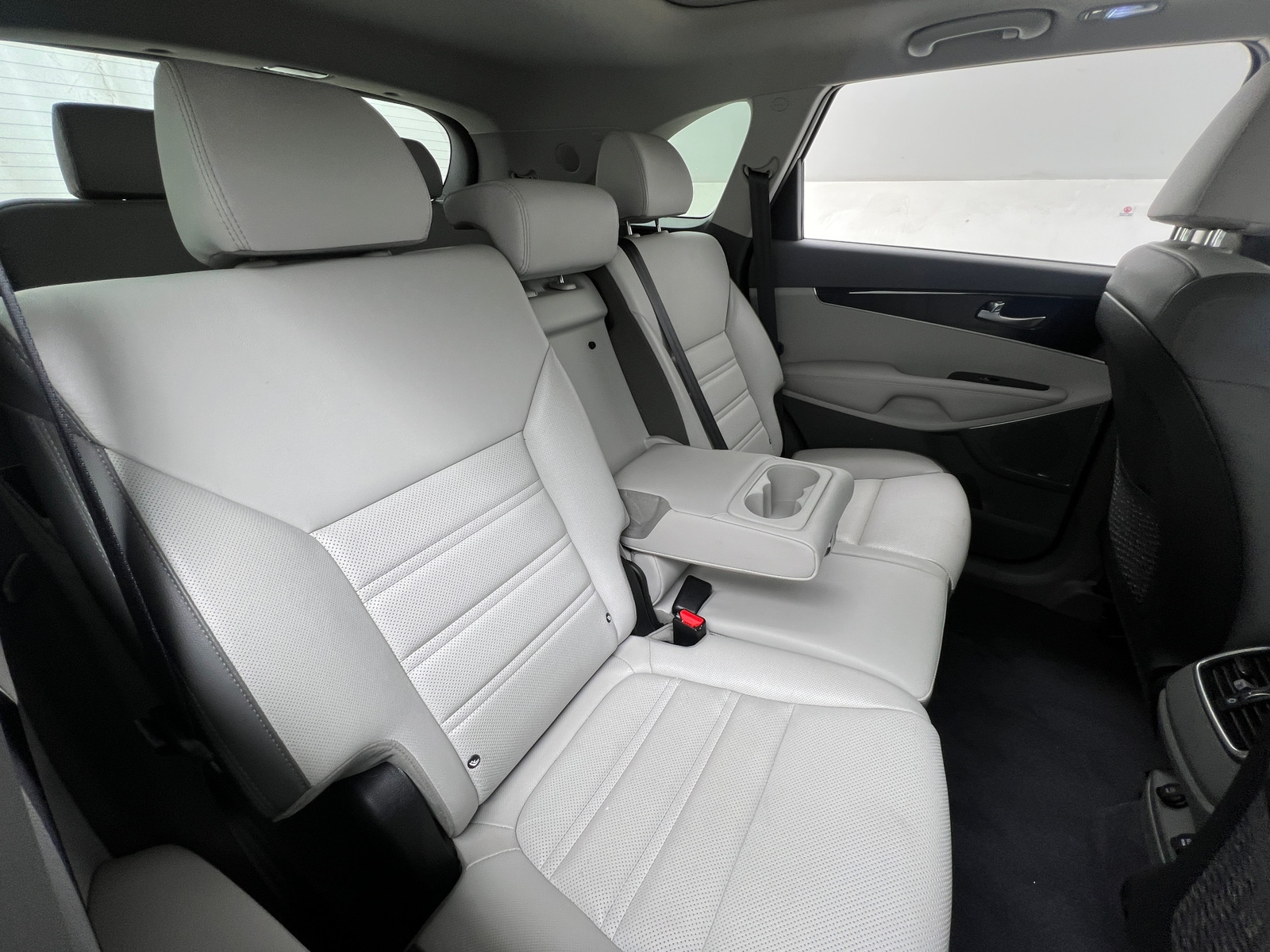 Thumbnail: 2020 Kia Sorento - 5