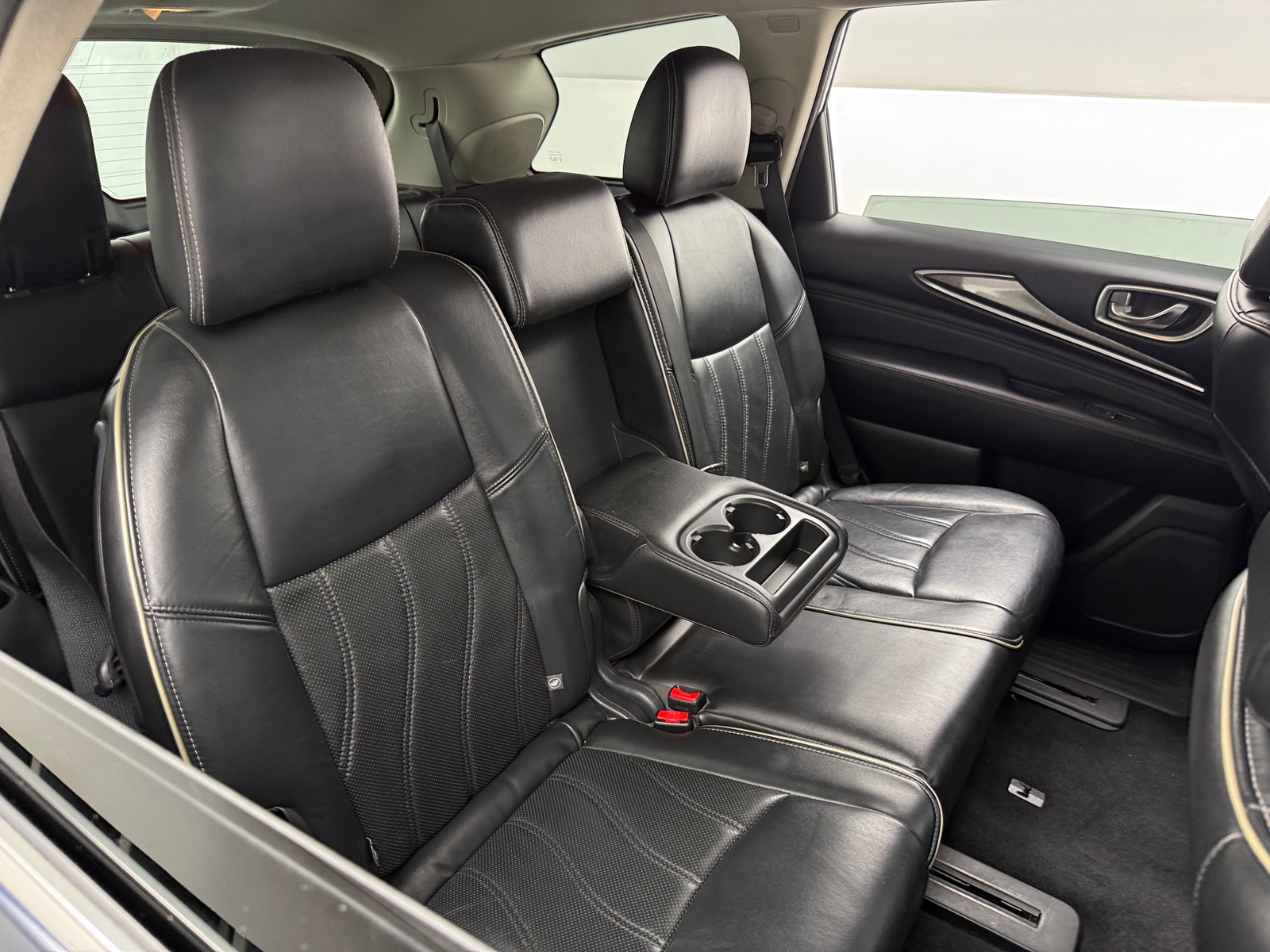 Thumbnail: 2017 INFINITI QX60 - 5
