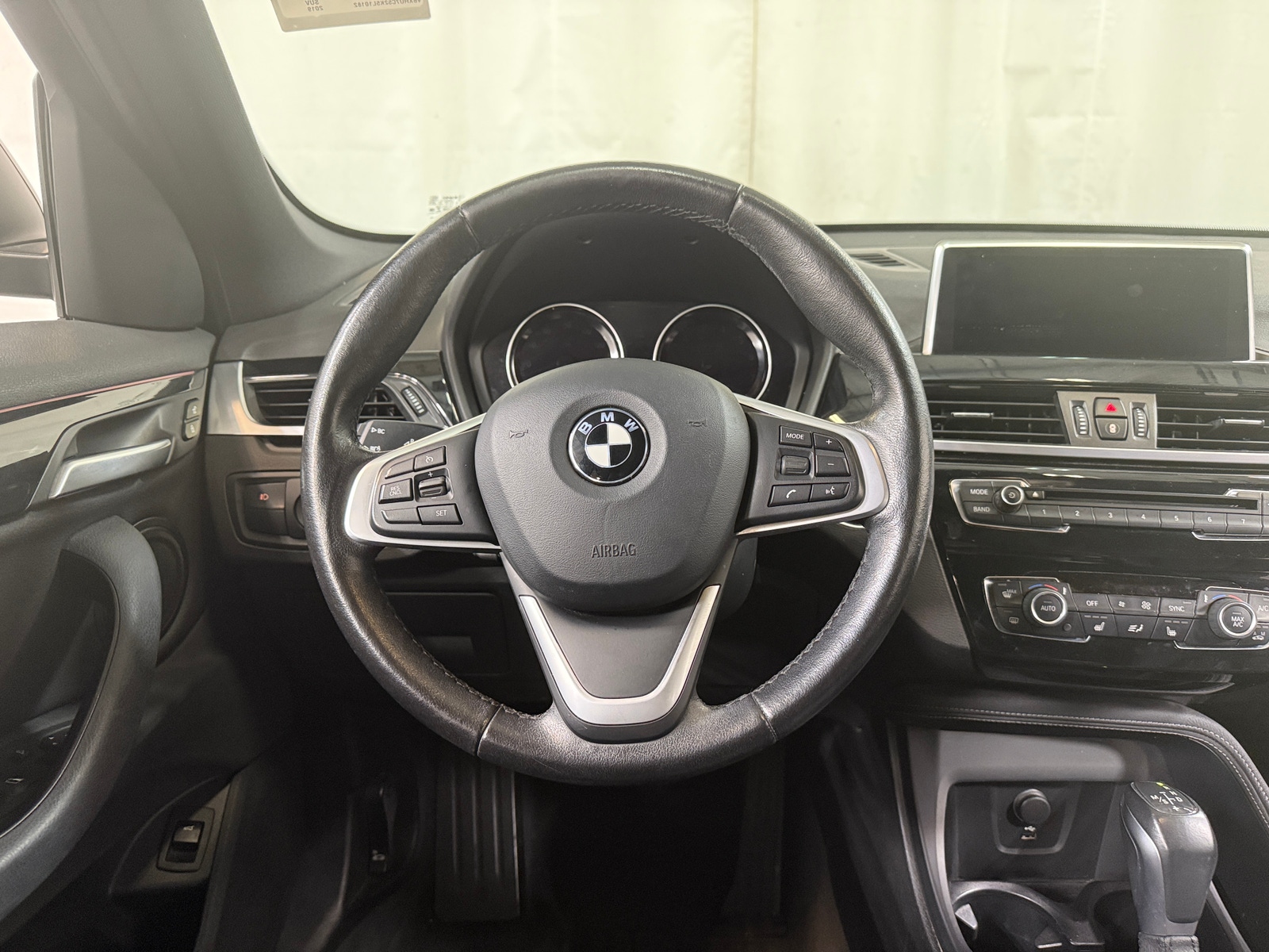 Thumbnail: 2019 BMW X1 - 4