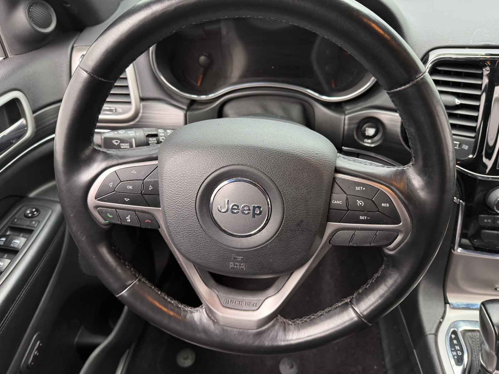 Thumbnail: 2020 Jeep Grand Cherokee - 4