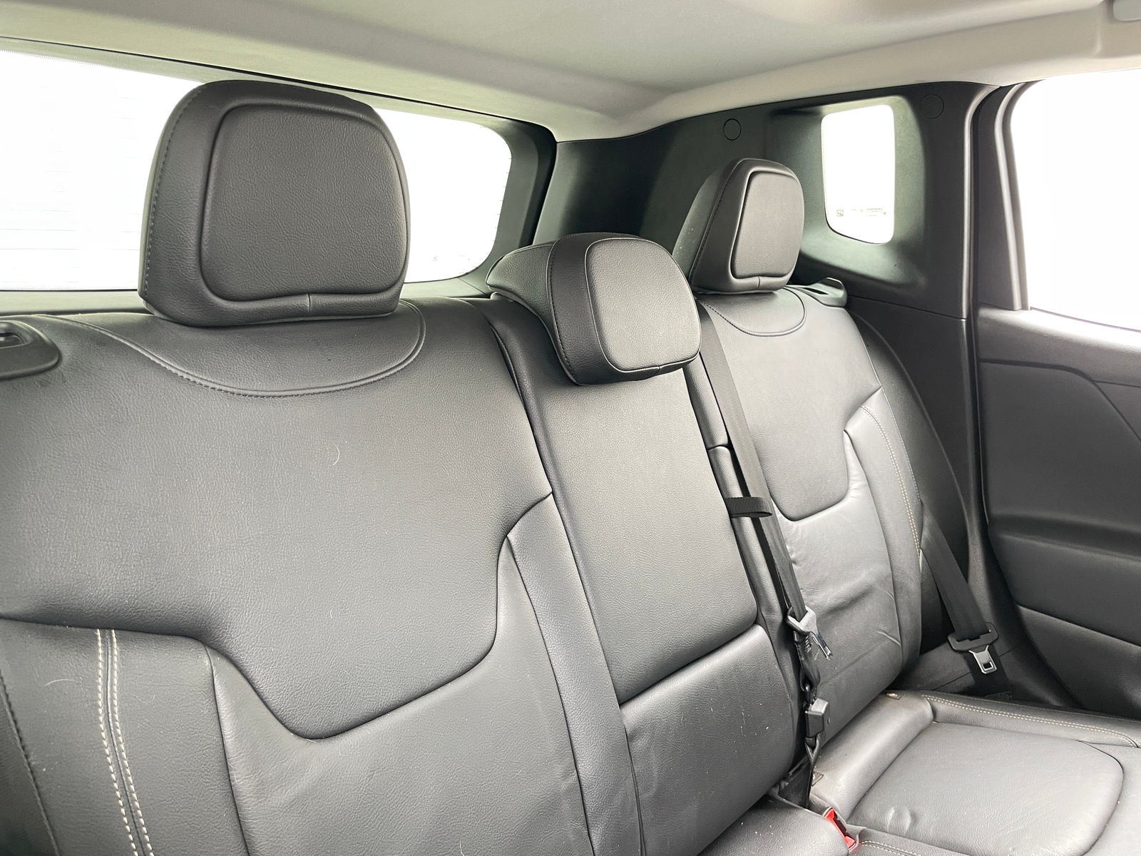 Thumbnail: 2016 Jeep Renegade - 5