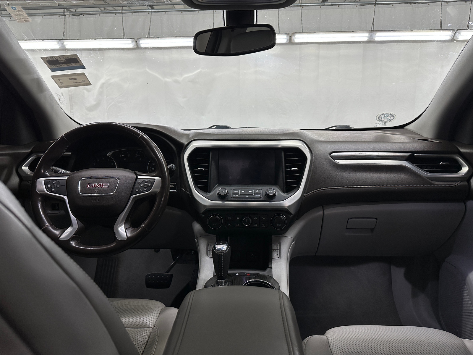 Thumbnail: 2018 GMC Acadia - 2