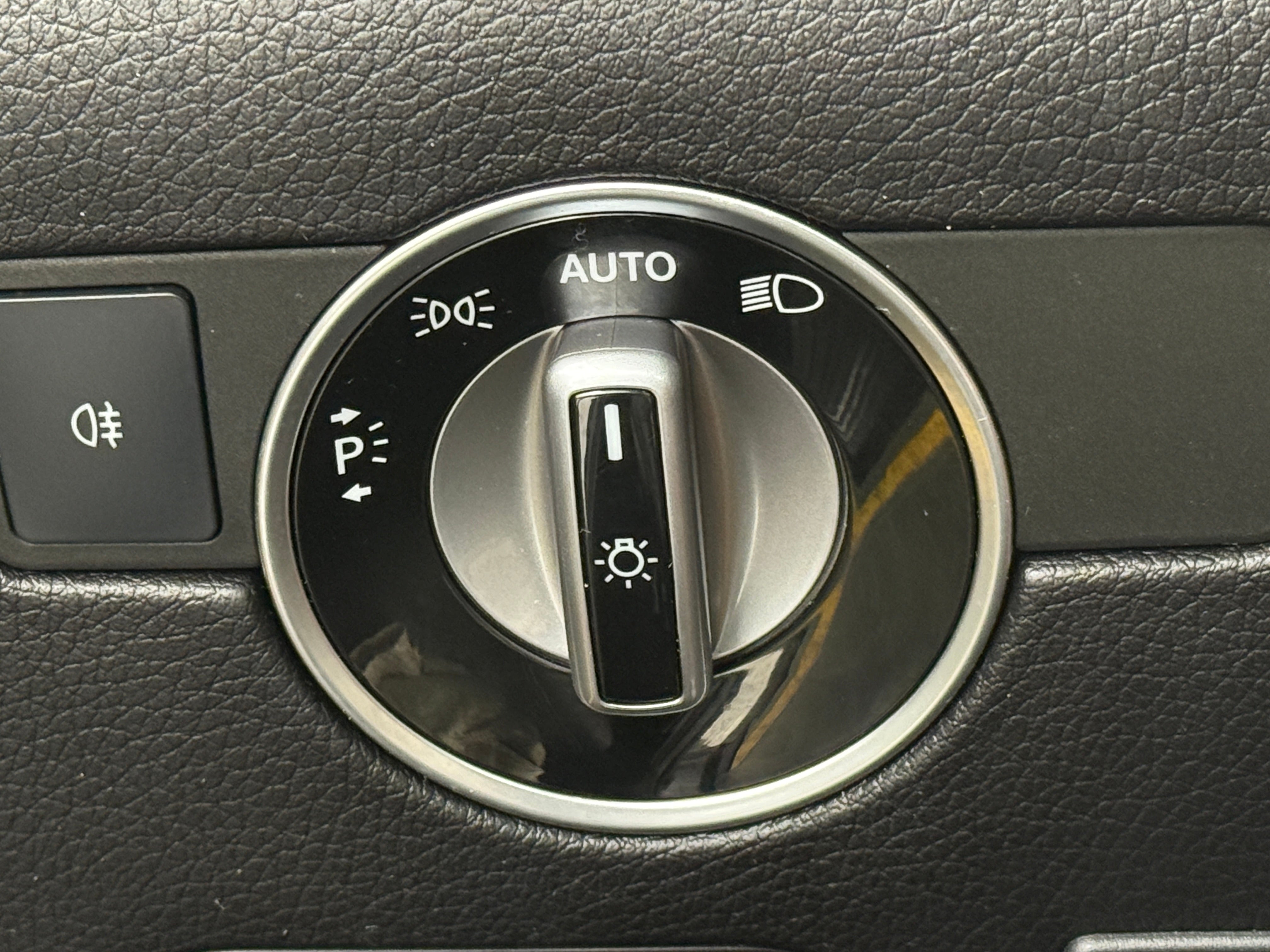 2017 Mercedes-Benz SLC Roadster