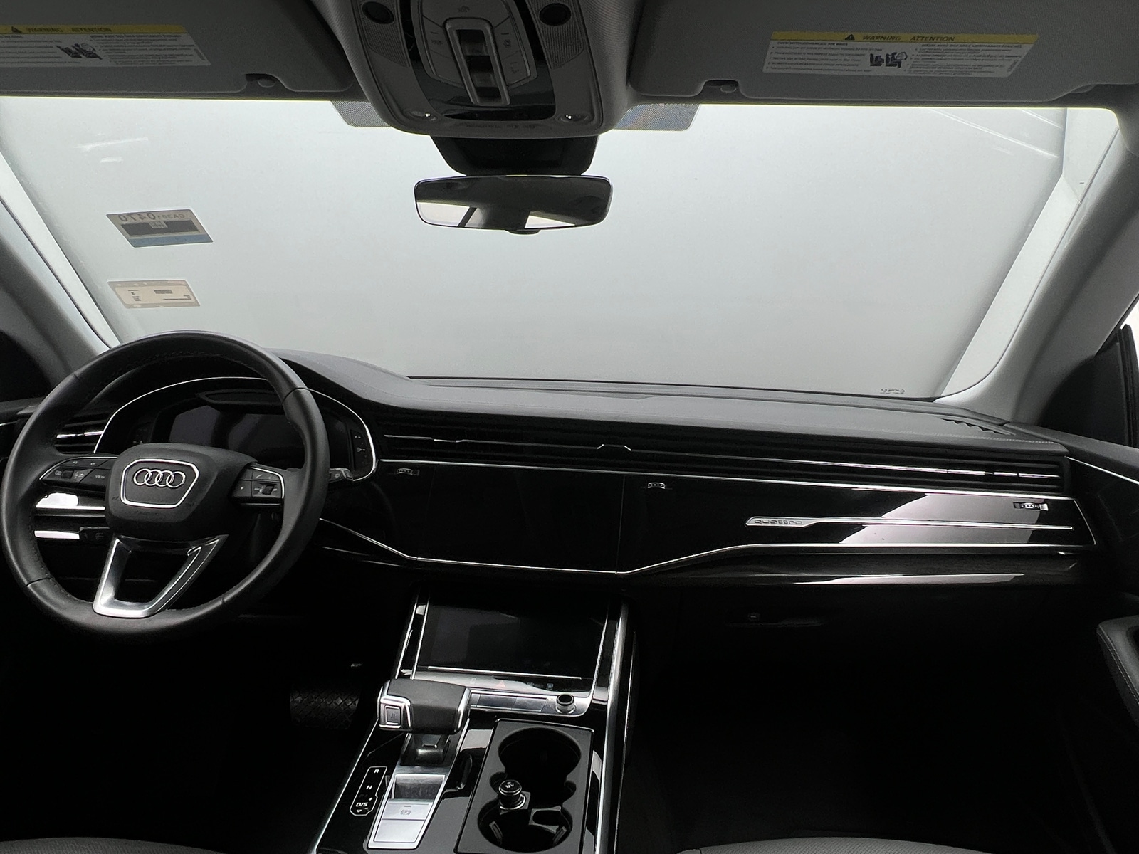 Thumbnail: 2022 Audi Q8 - 2