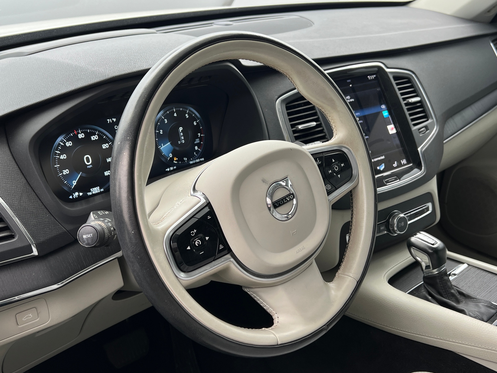 Thumbnail: 2020 Volvo XC90 - 4