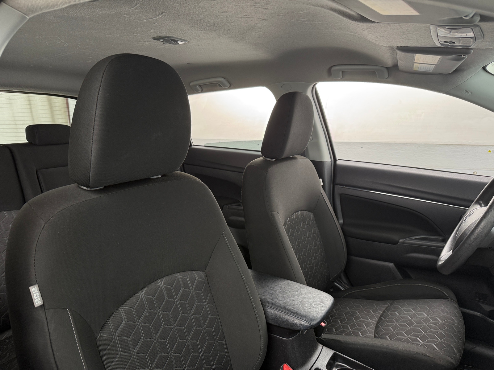 Thumbnail: 2023 Mitsubishi Outlander Sport - 2