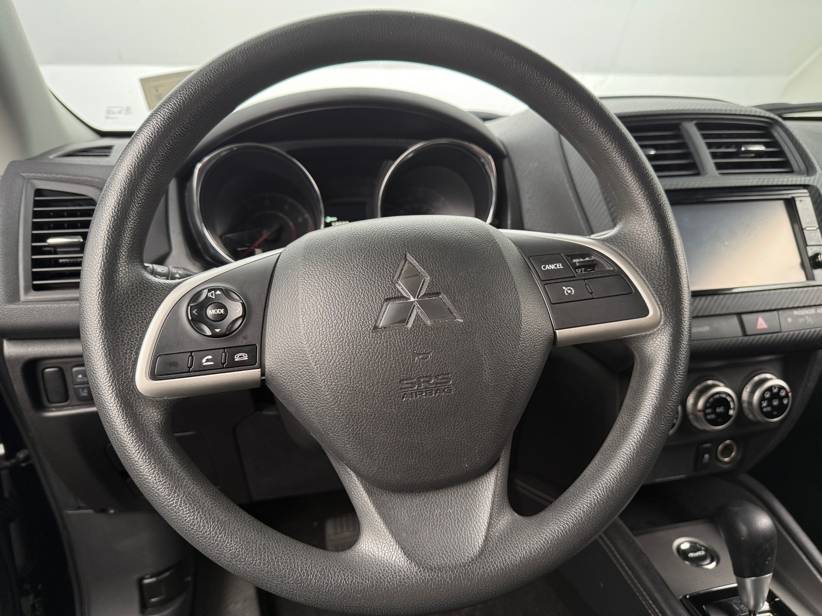 Thumbnail: 2023 Mitsubishi Outlander Sport - 5